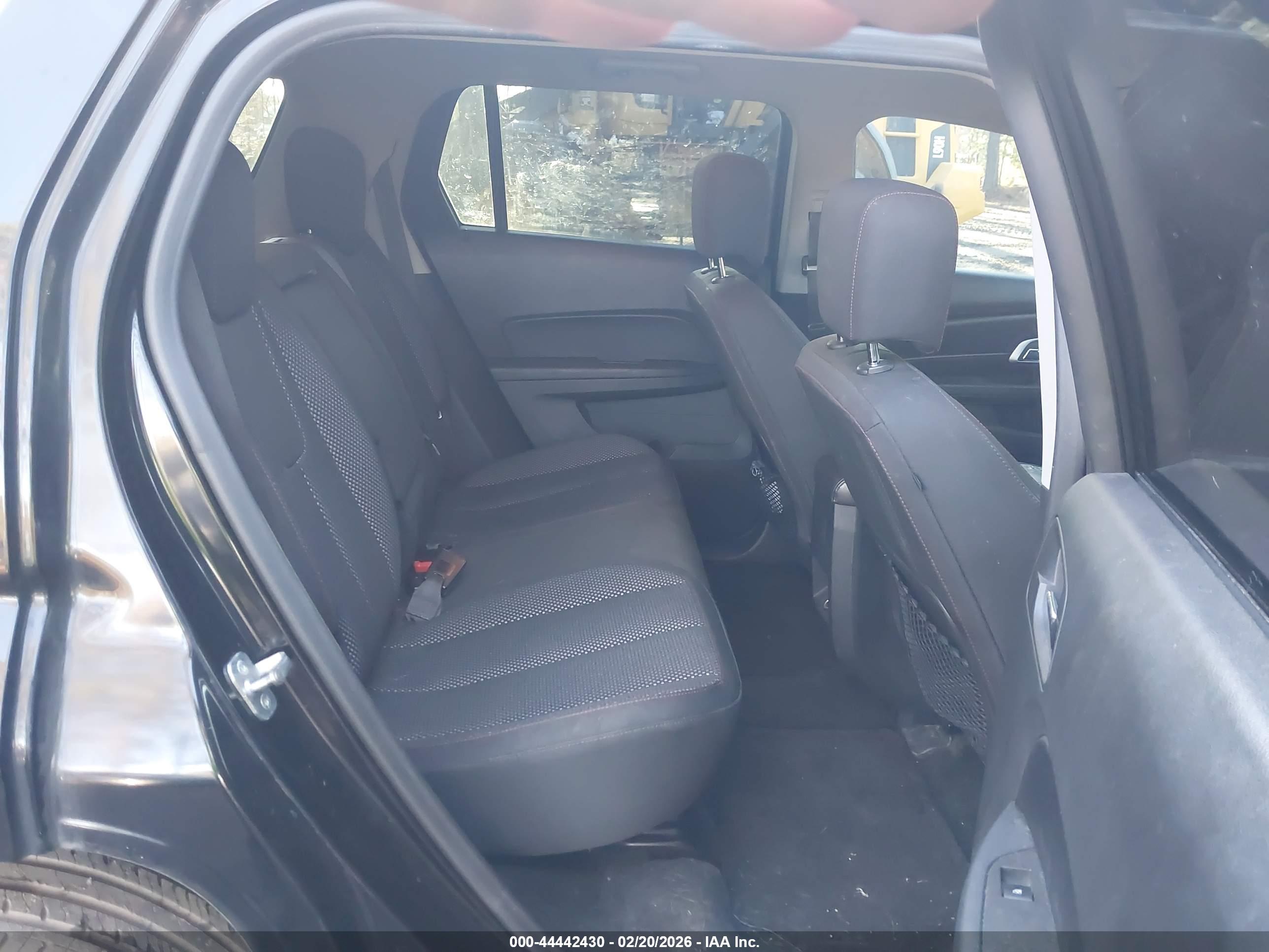 GMC TERRAIN image 8