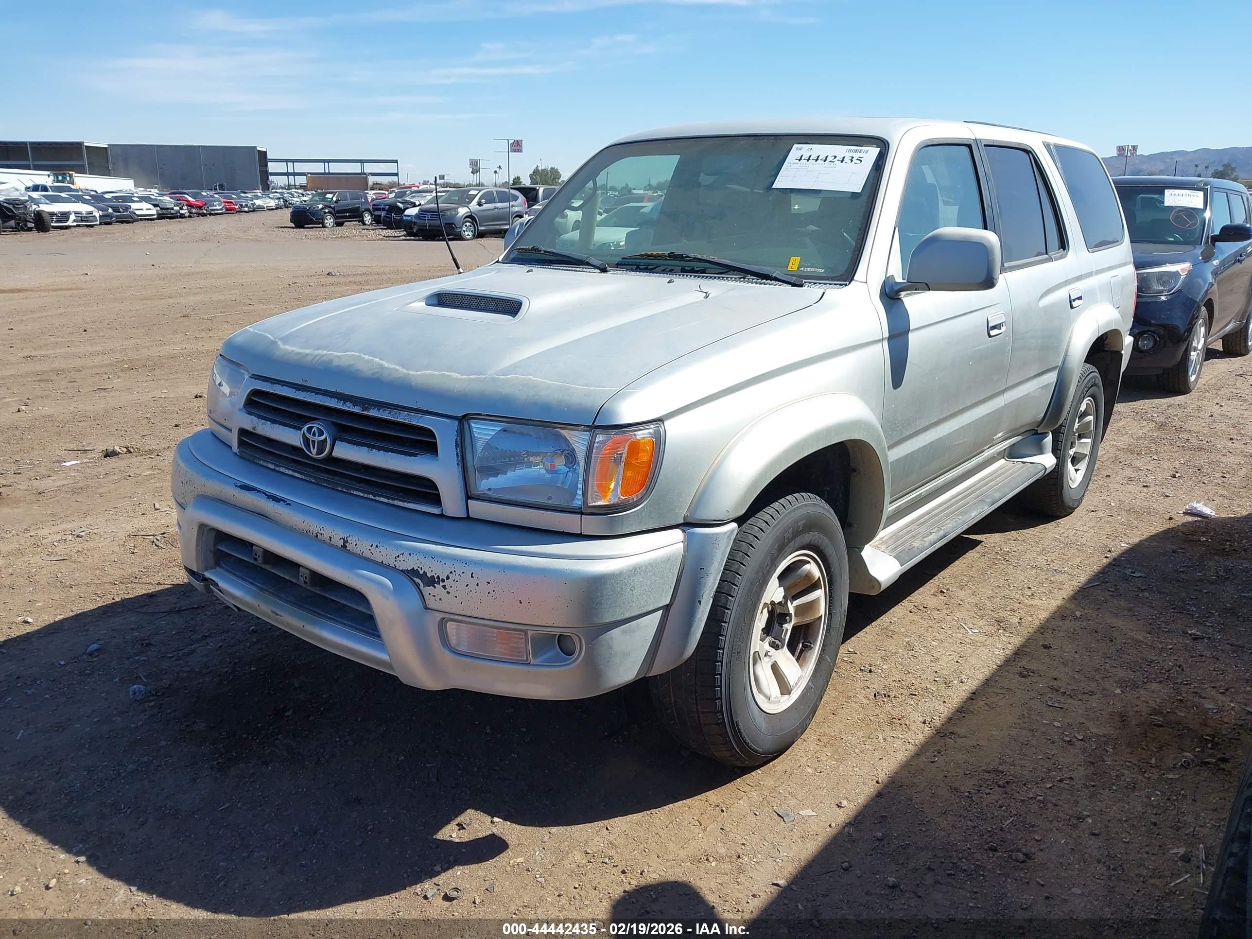 TOYOTA 4RUNNER image 2