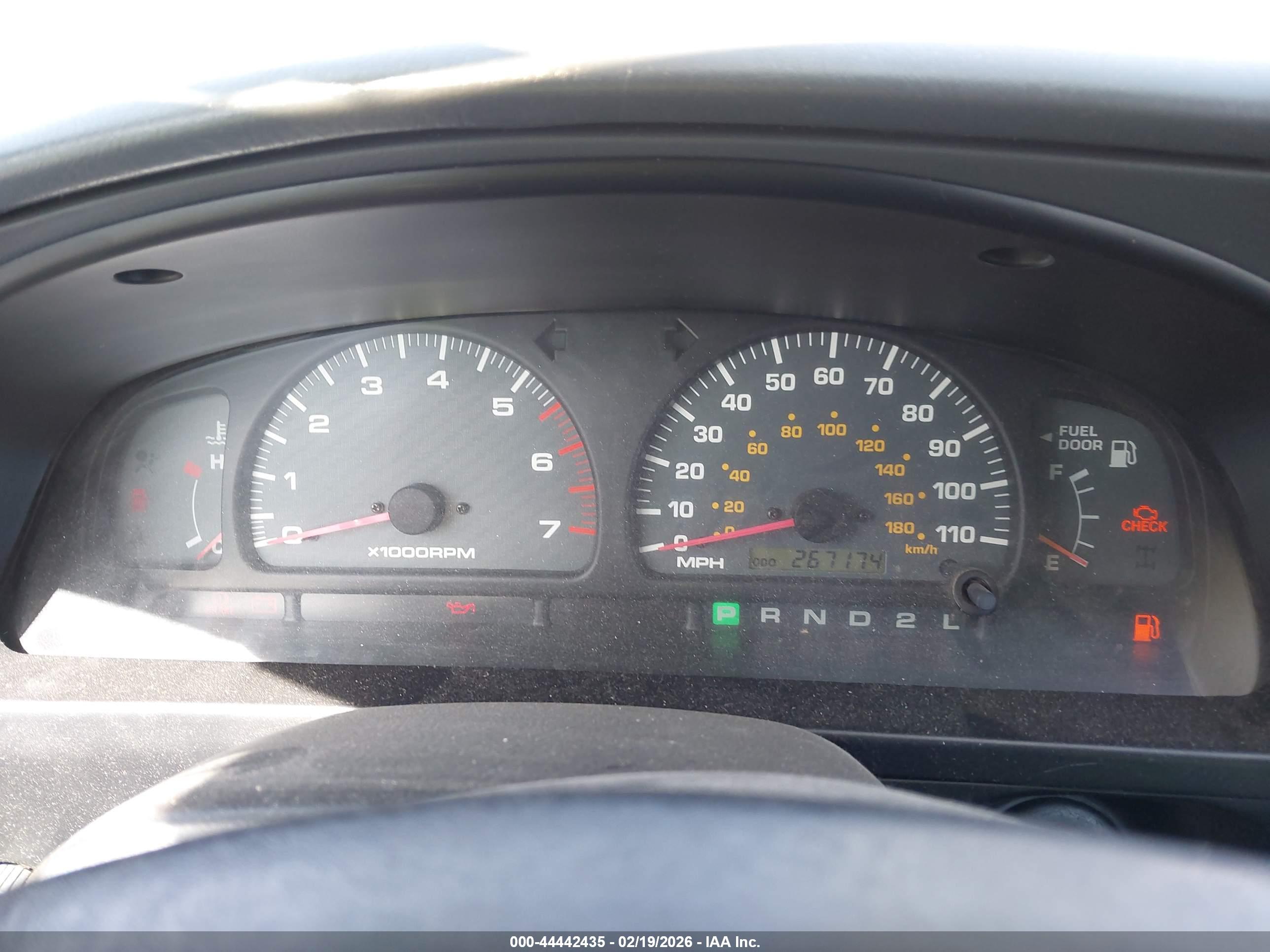 TOYOTA 4RUNNER image 7