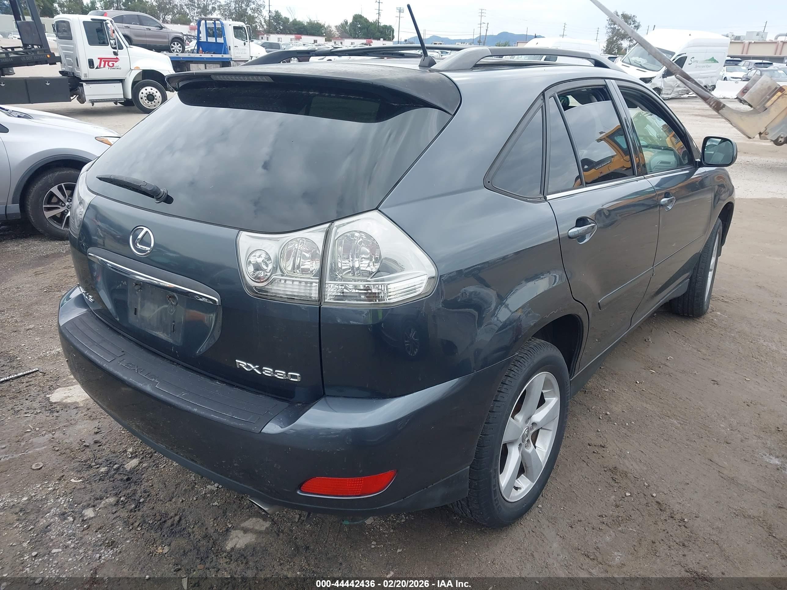 LEXUS RX image 4