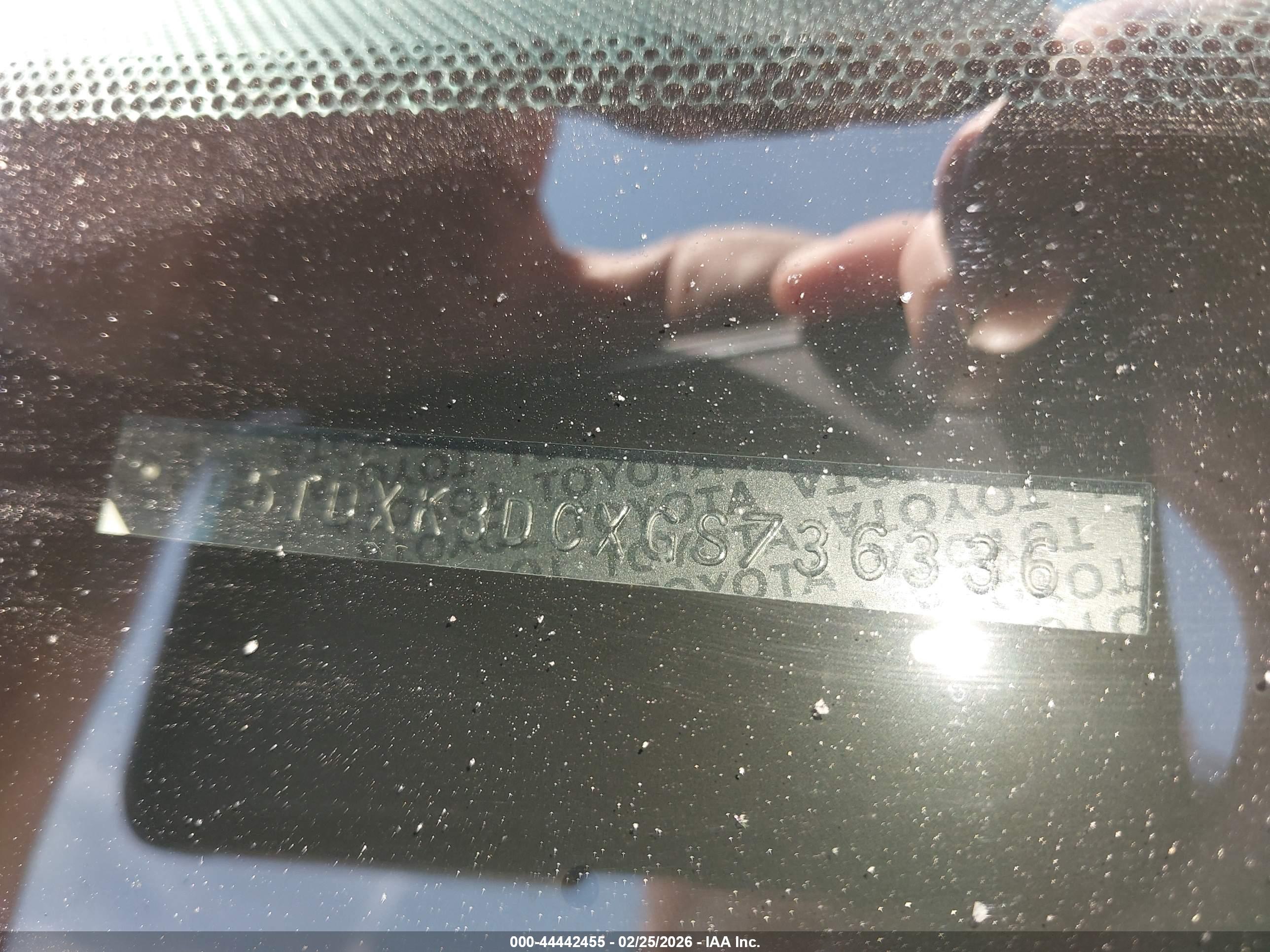 TOYOTA SIENNA image 9