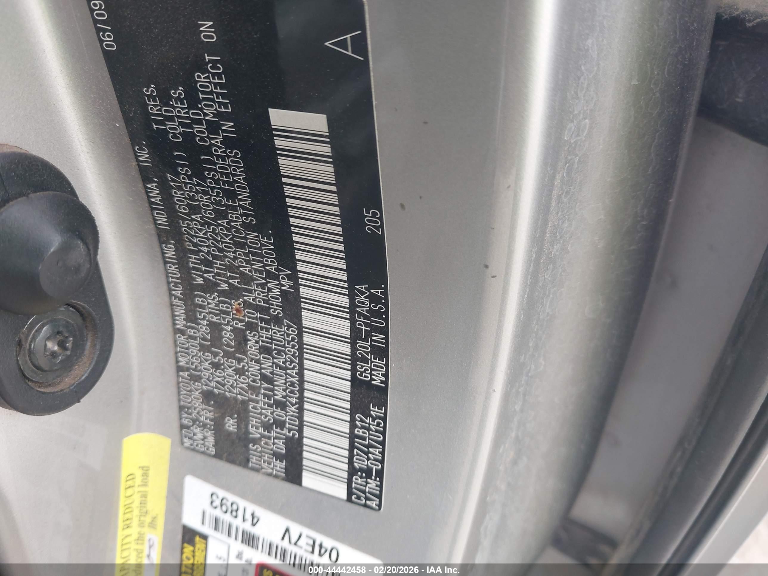 TOYOTA SIENNA image 9