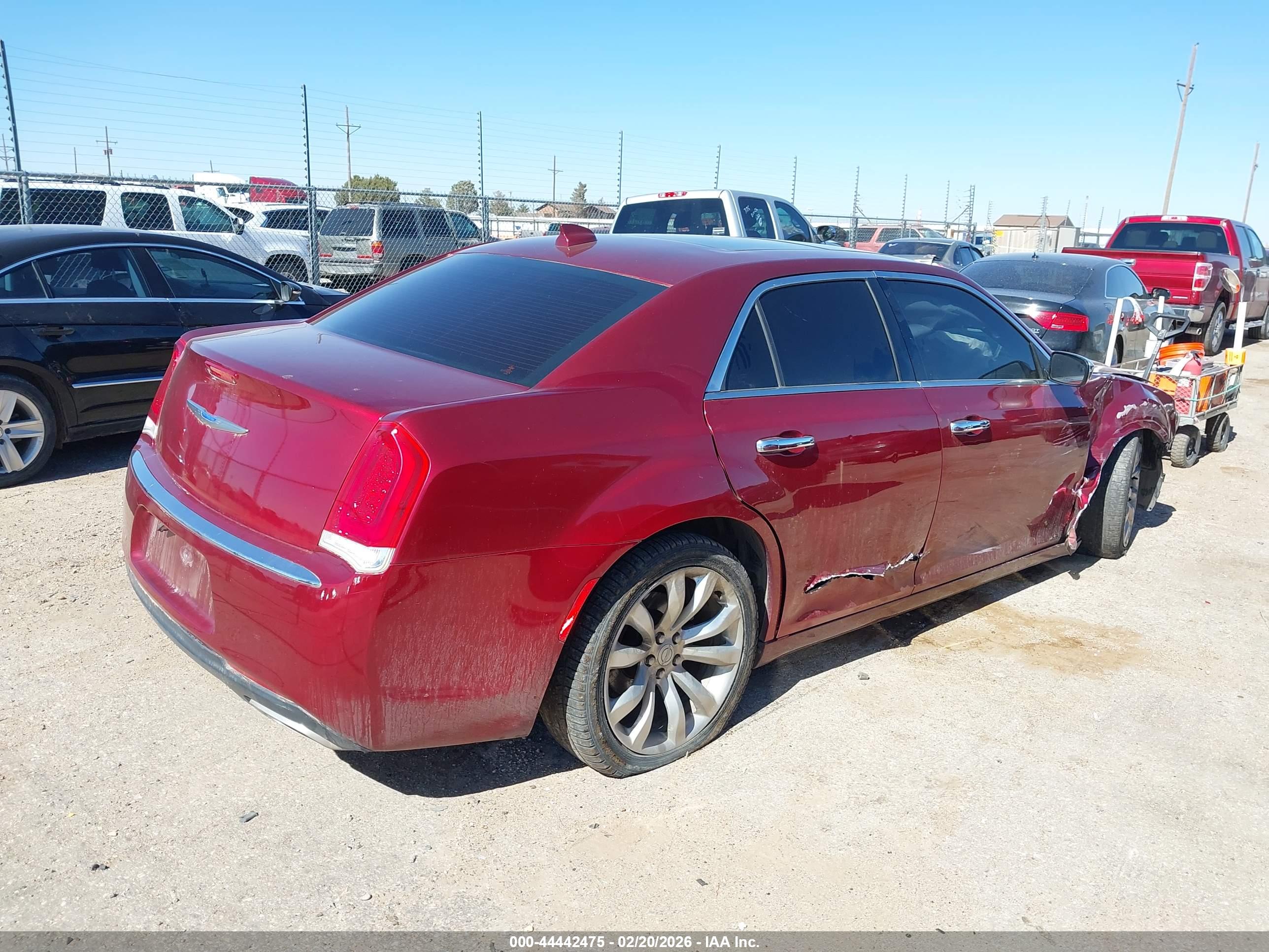 CHRYSLER 300 image 4