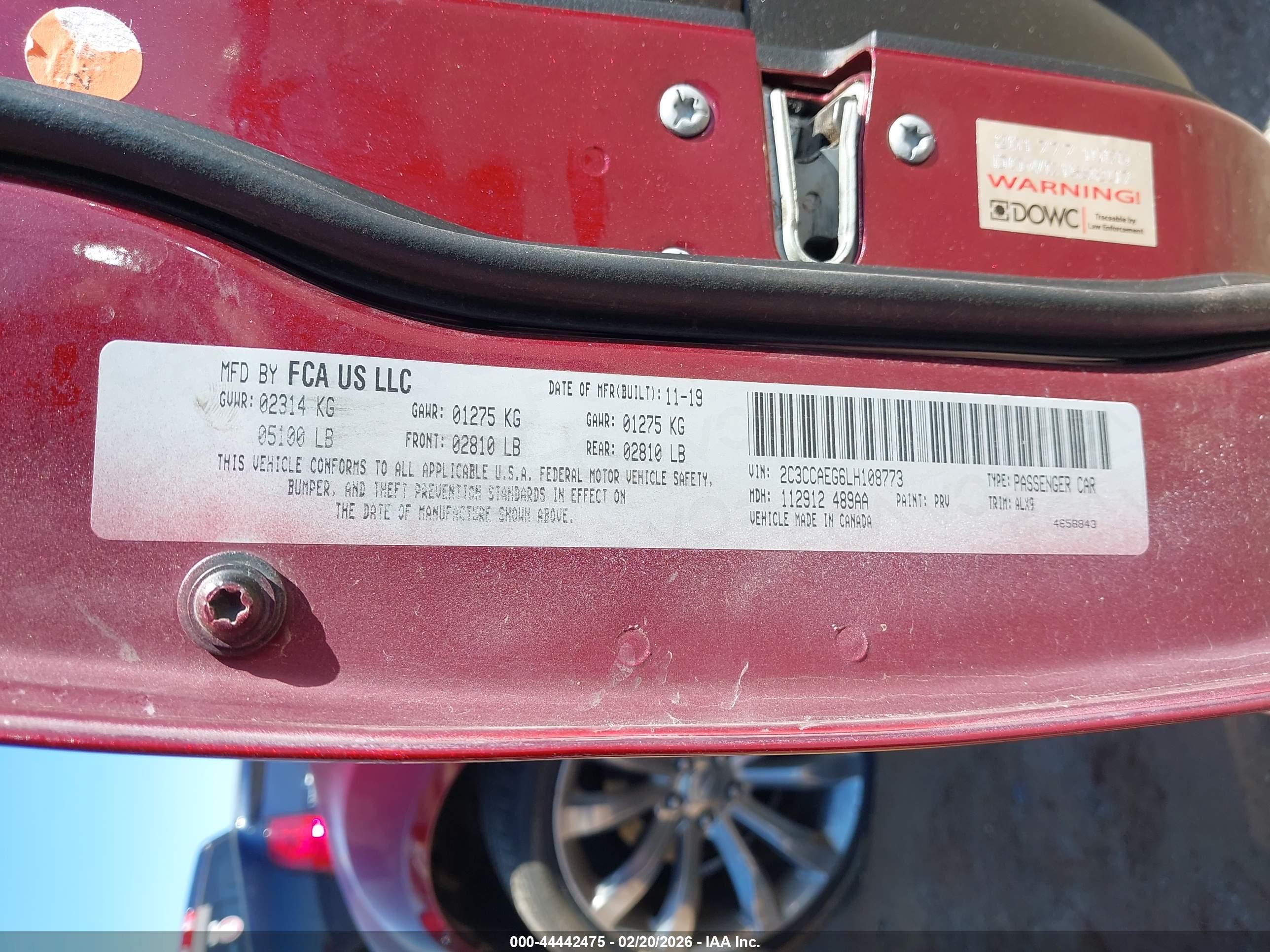 CHRYSLER 300 image 9