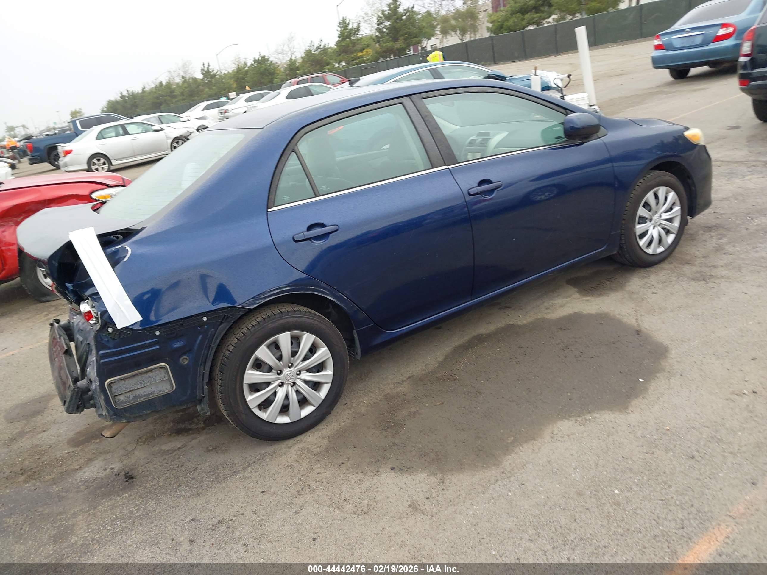 TOYOTA COROLLA image 4
