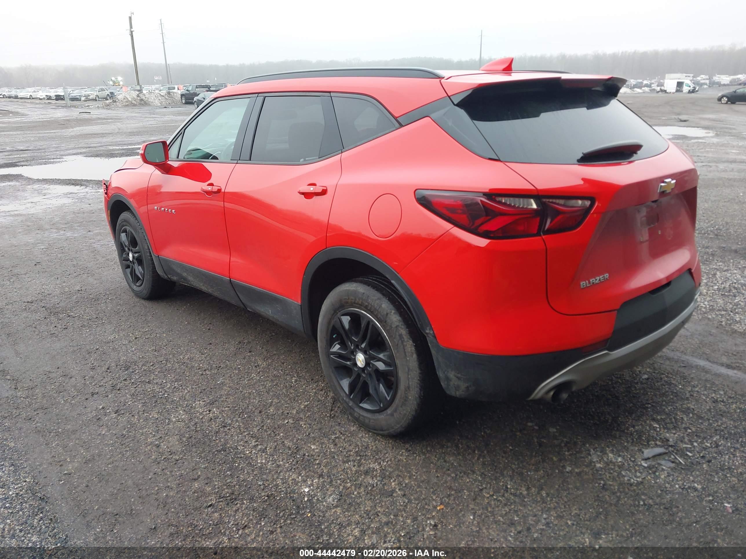 CHEVROLET BLAZER image 3