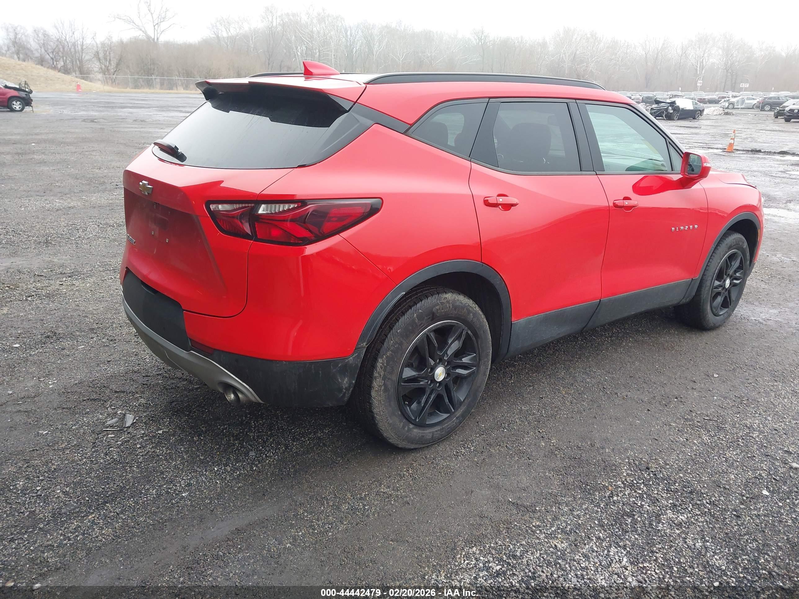 CHEVROLET BLAZER image 4