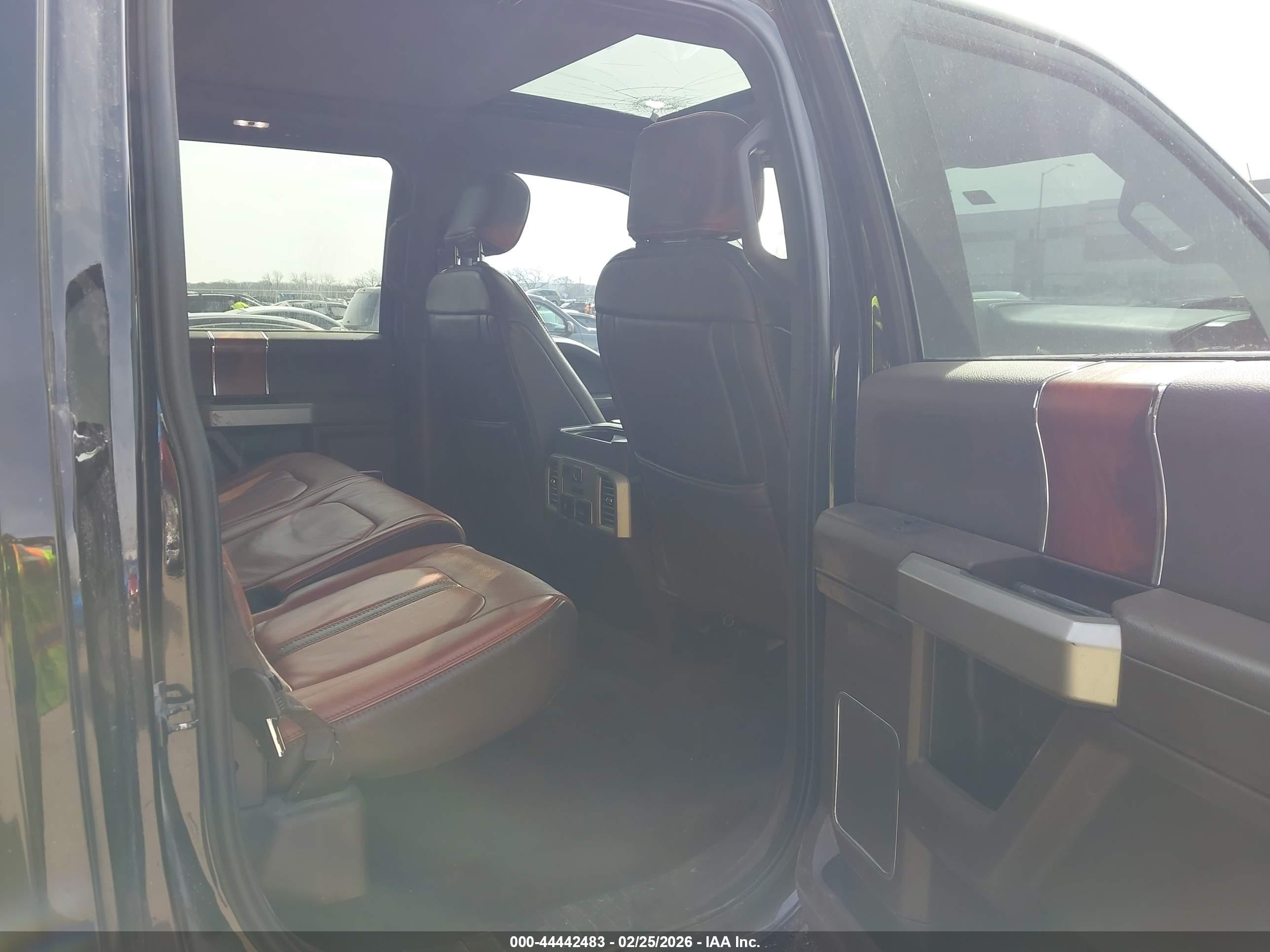 FORD F-150 image 8
