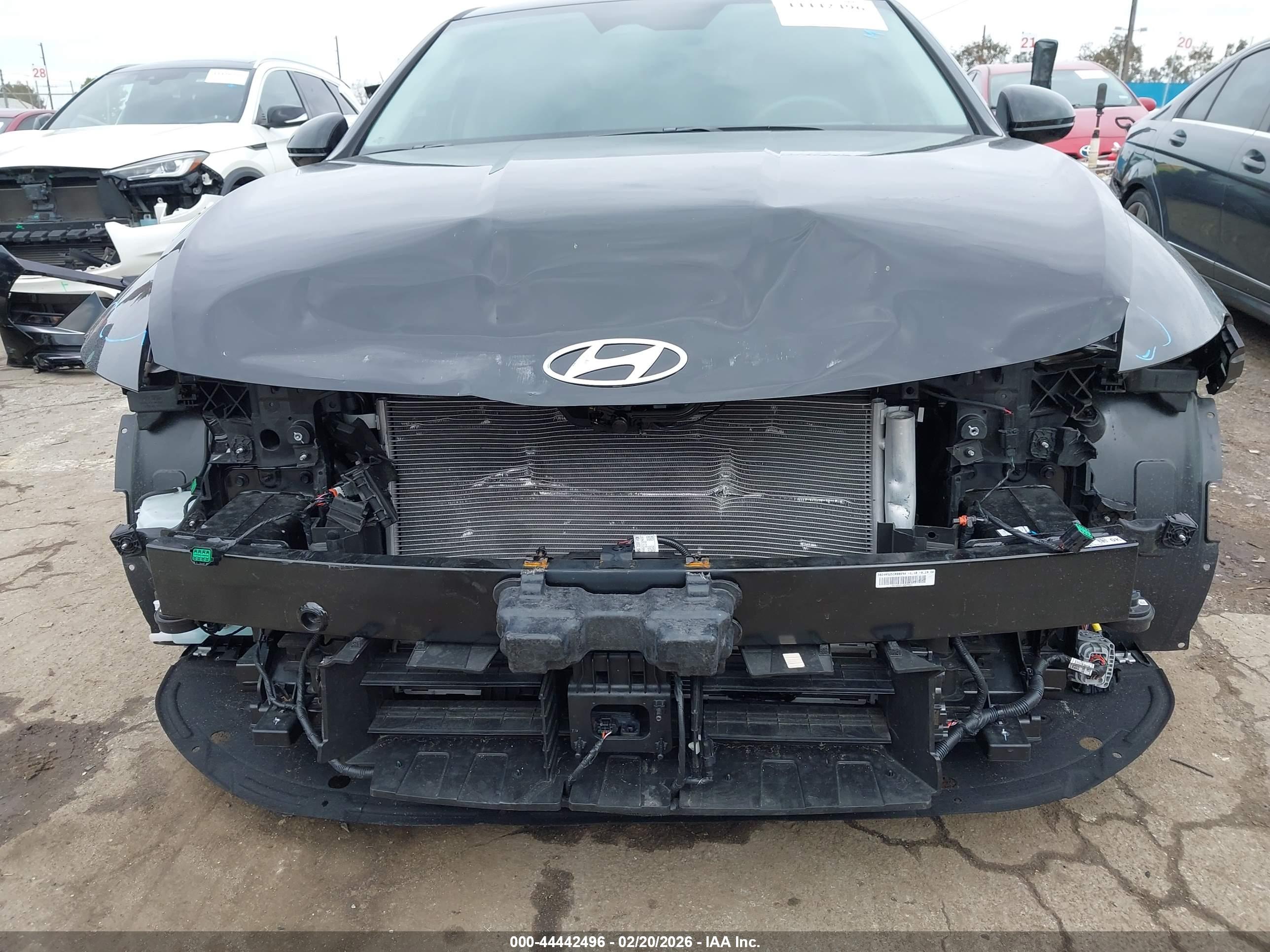 HYUNDAI SONATA image 6