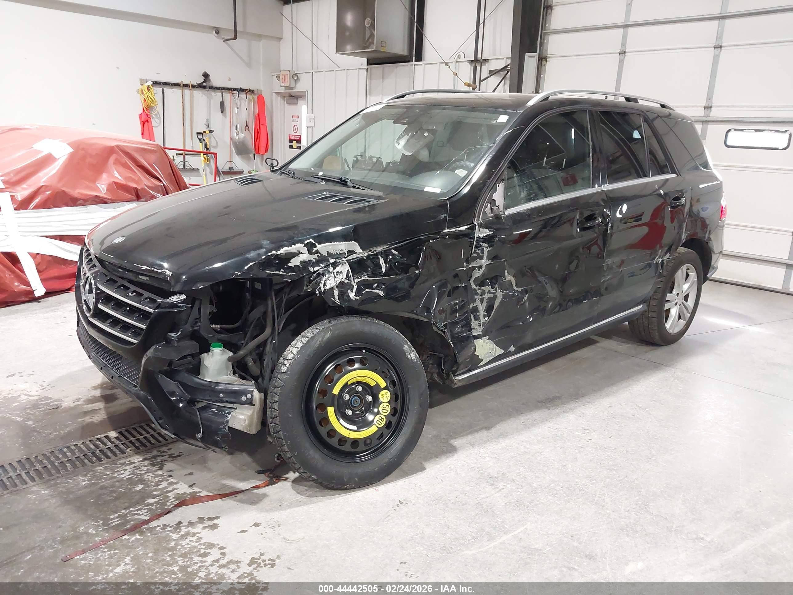 MERCEDES-BENZ ML image 2