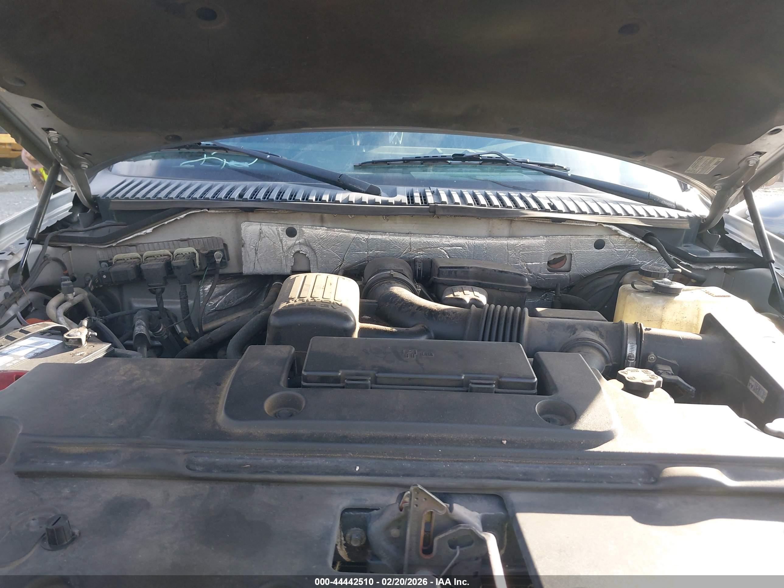 FORD EXPEDITION image 10