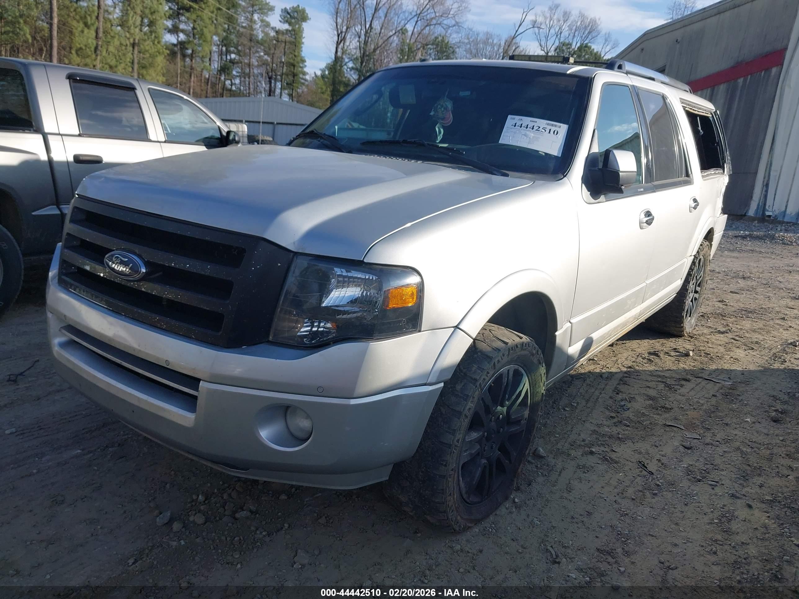 FORD EXPEDITION image 2