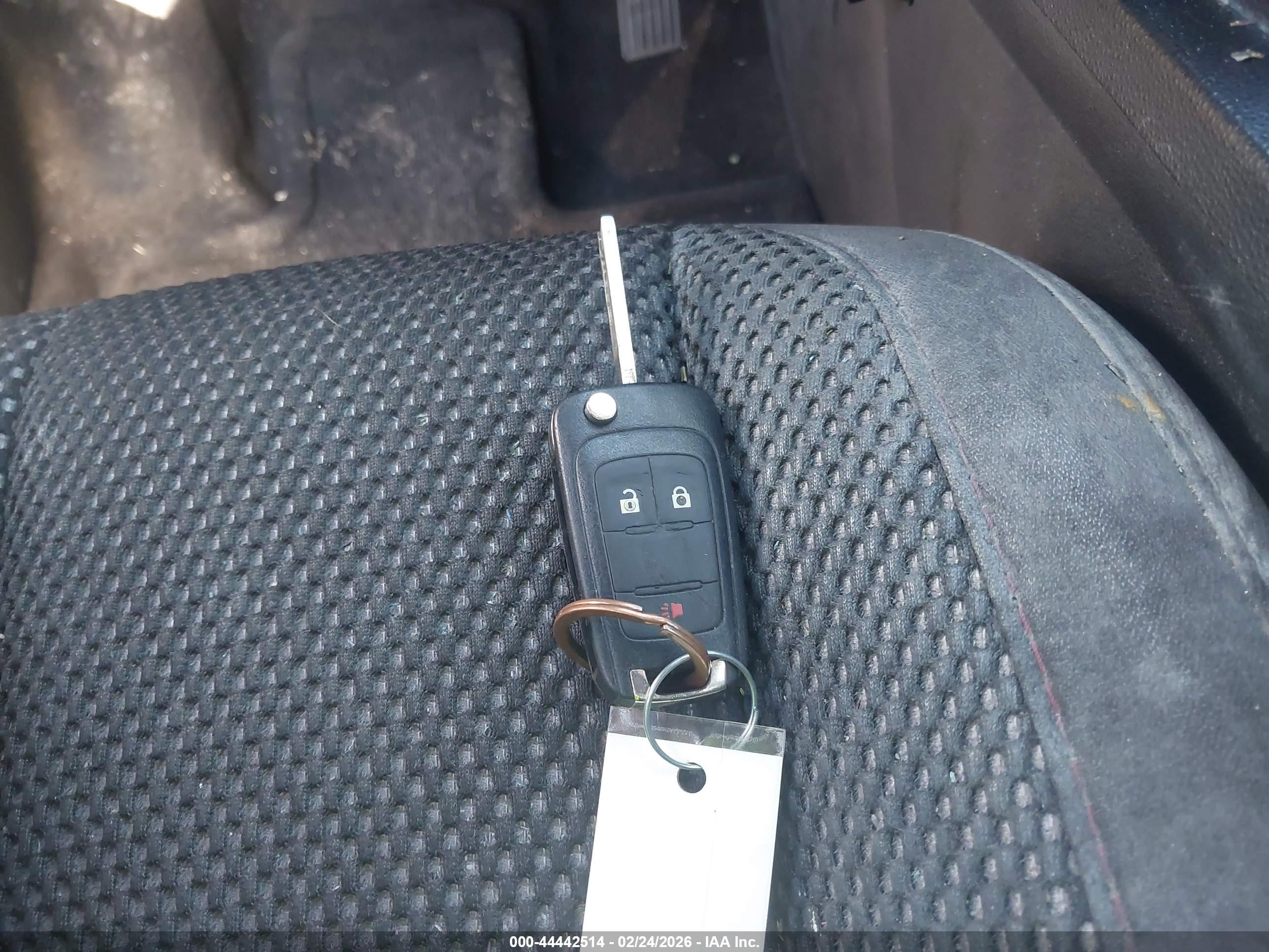 CHEVROLET EQUINOX image 11