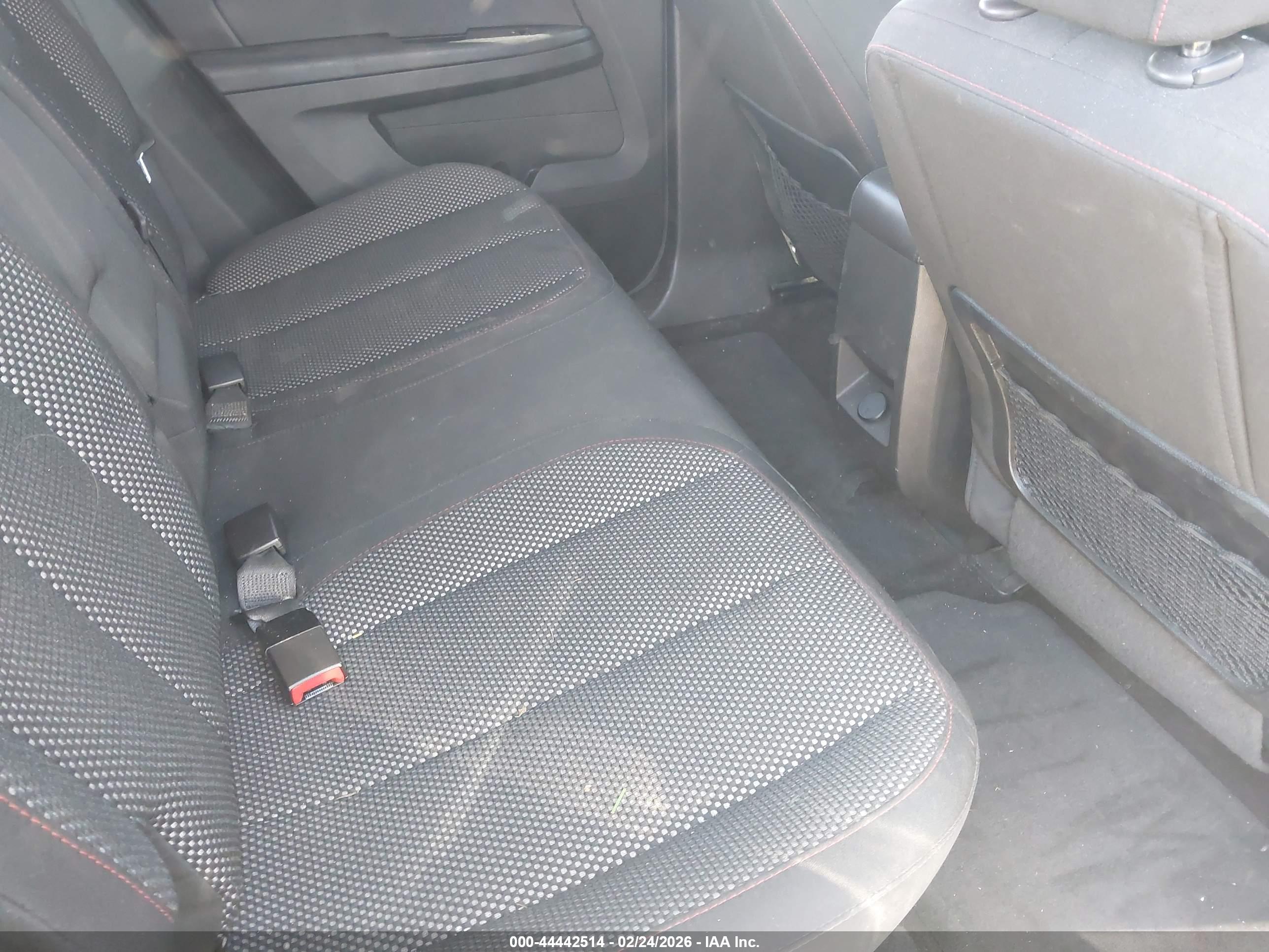 CHEVROLET EQUINOX image 8