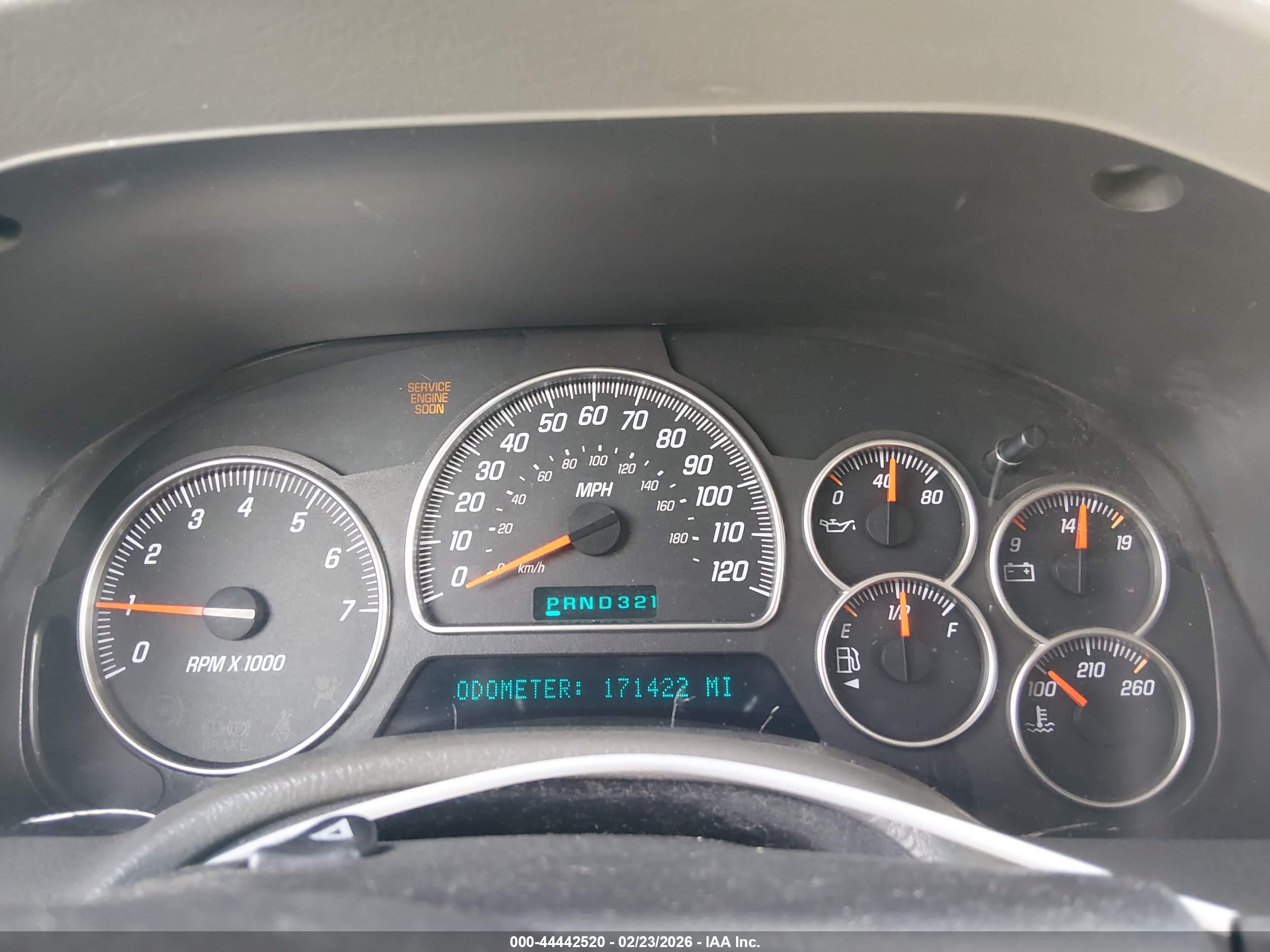 GMC ENVOY image 7