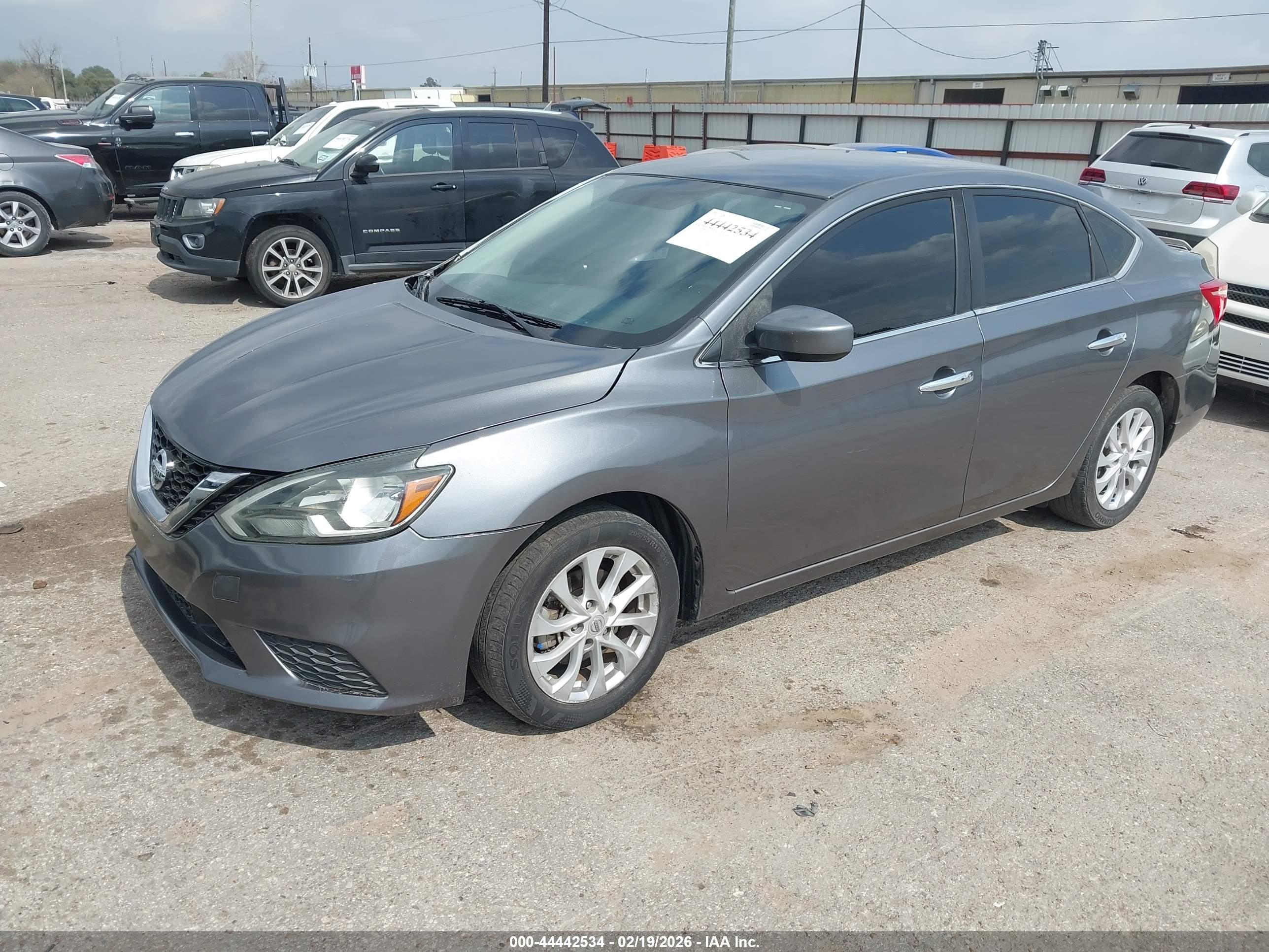 NISSAN SENTRA image 2