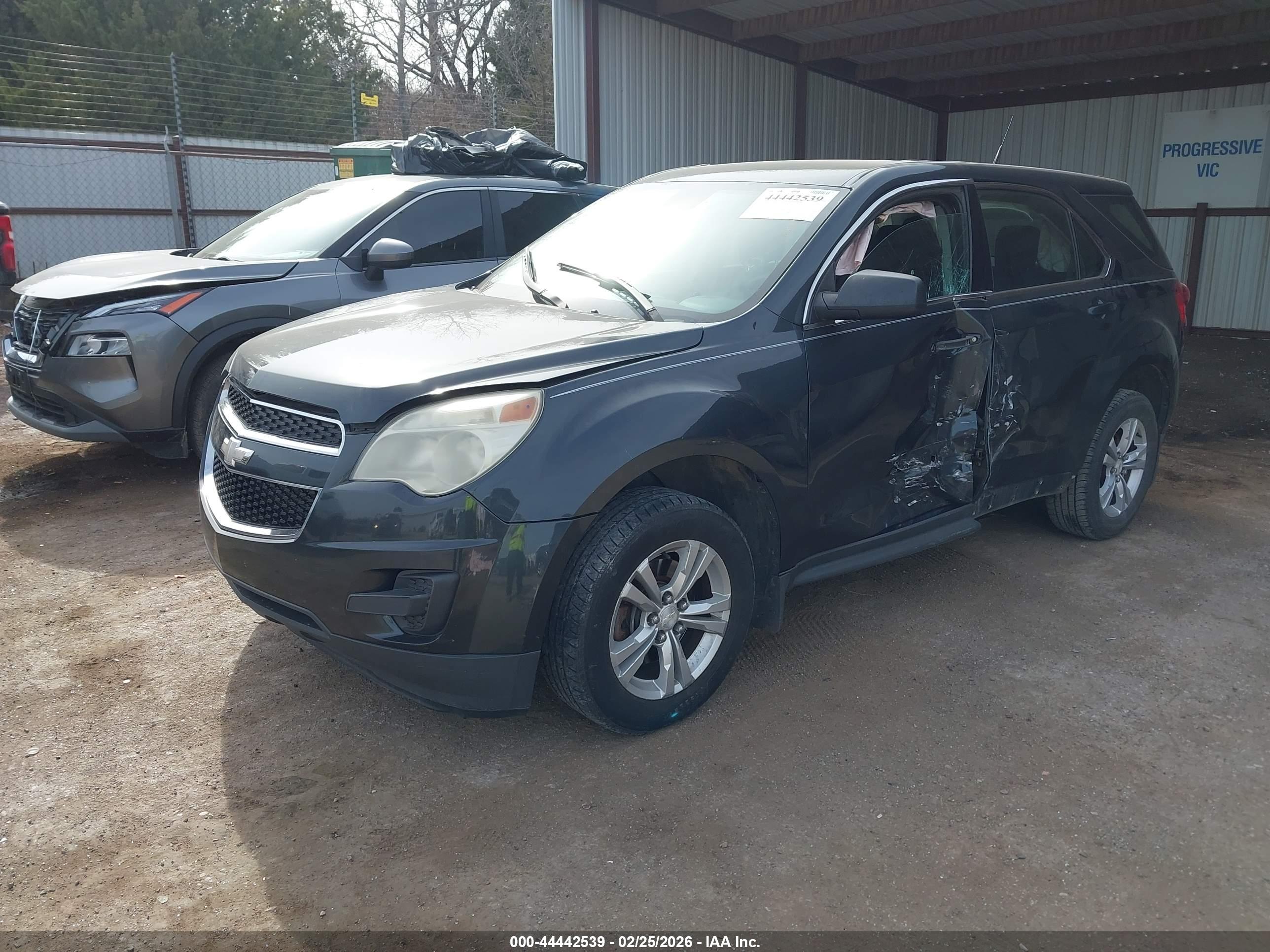 CHEVROLET EQUINOX image 2