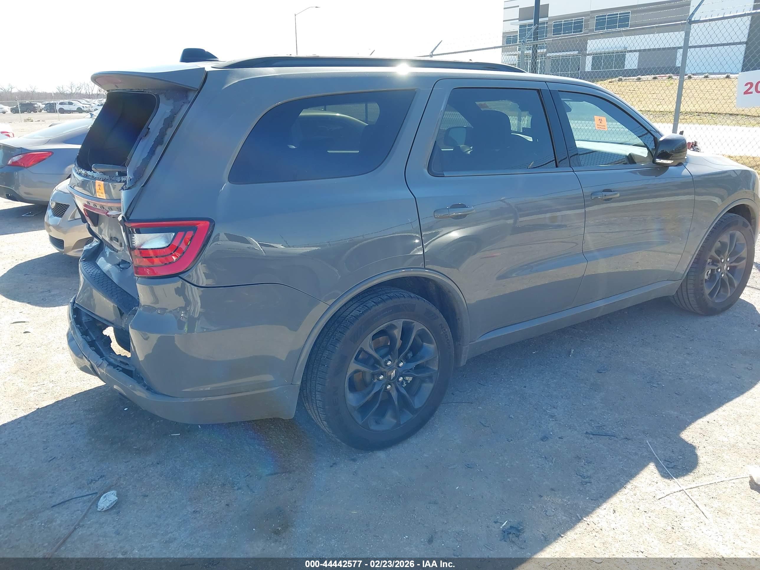 DODGE DURANGO image 4