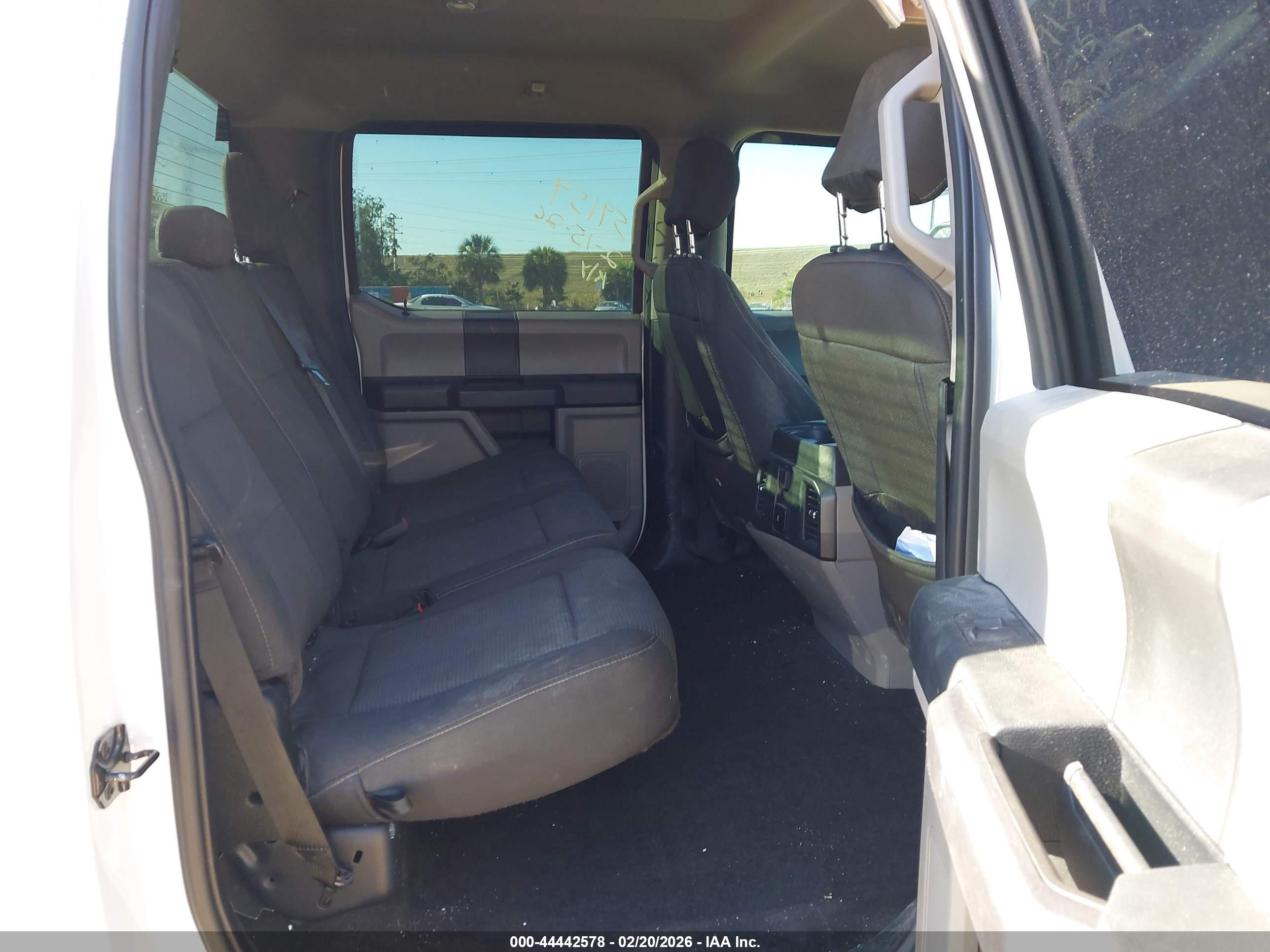 FORD F-150 image 8
