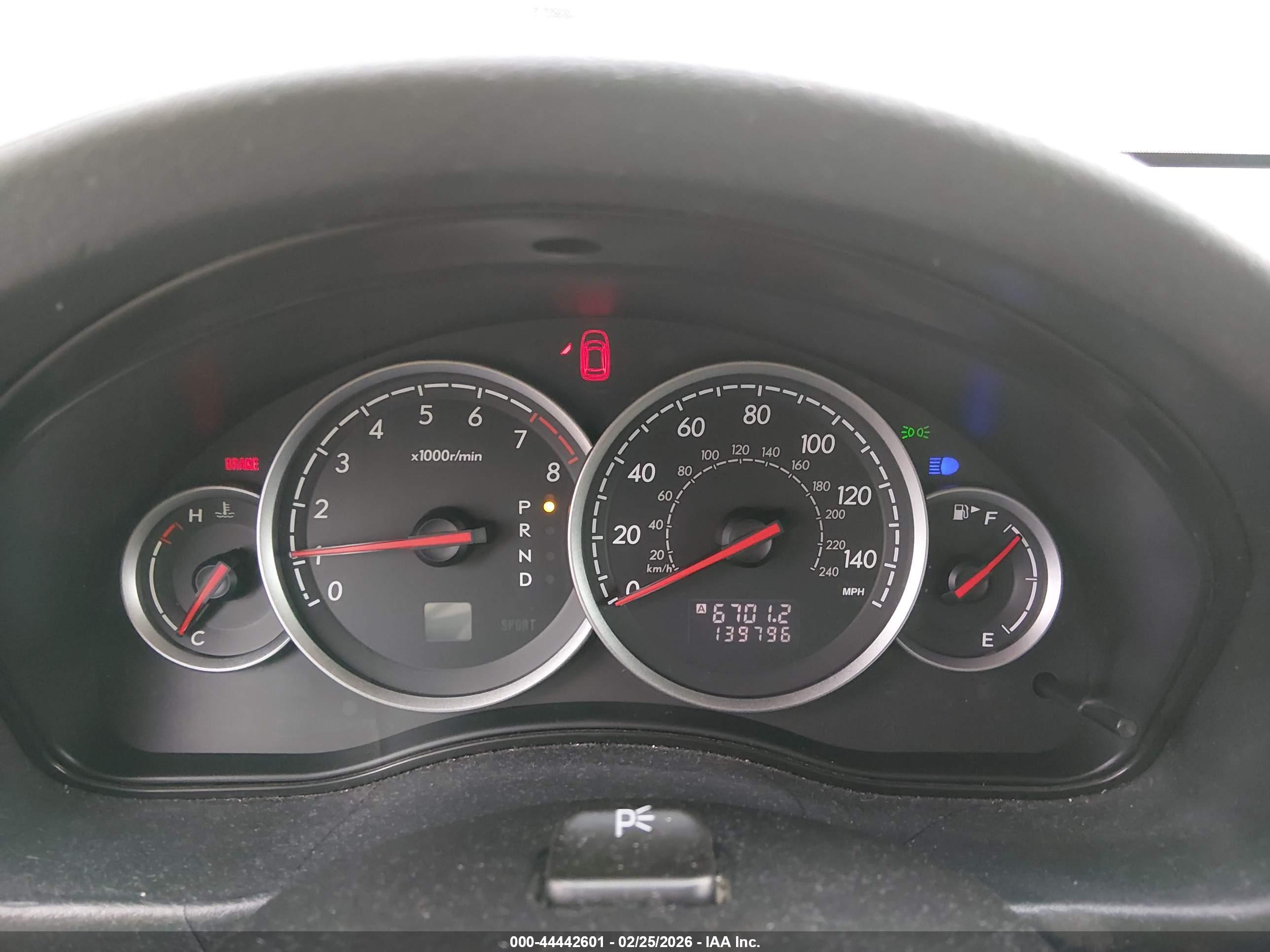 SUBARU OUTBACK image 7