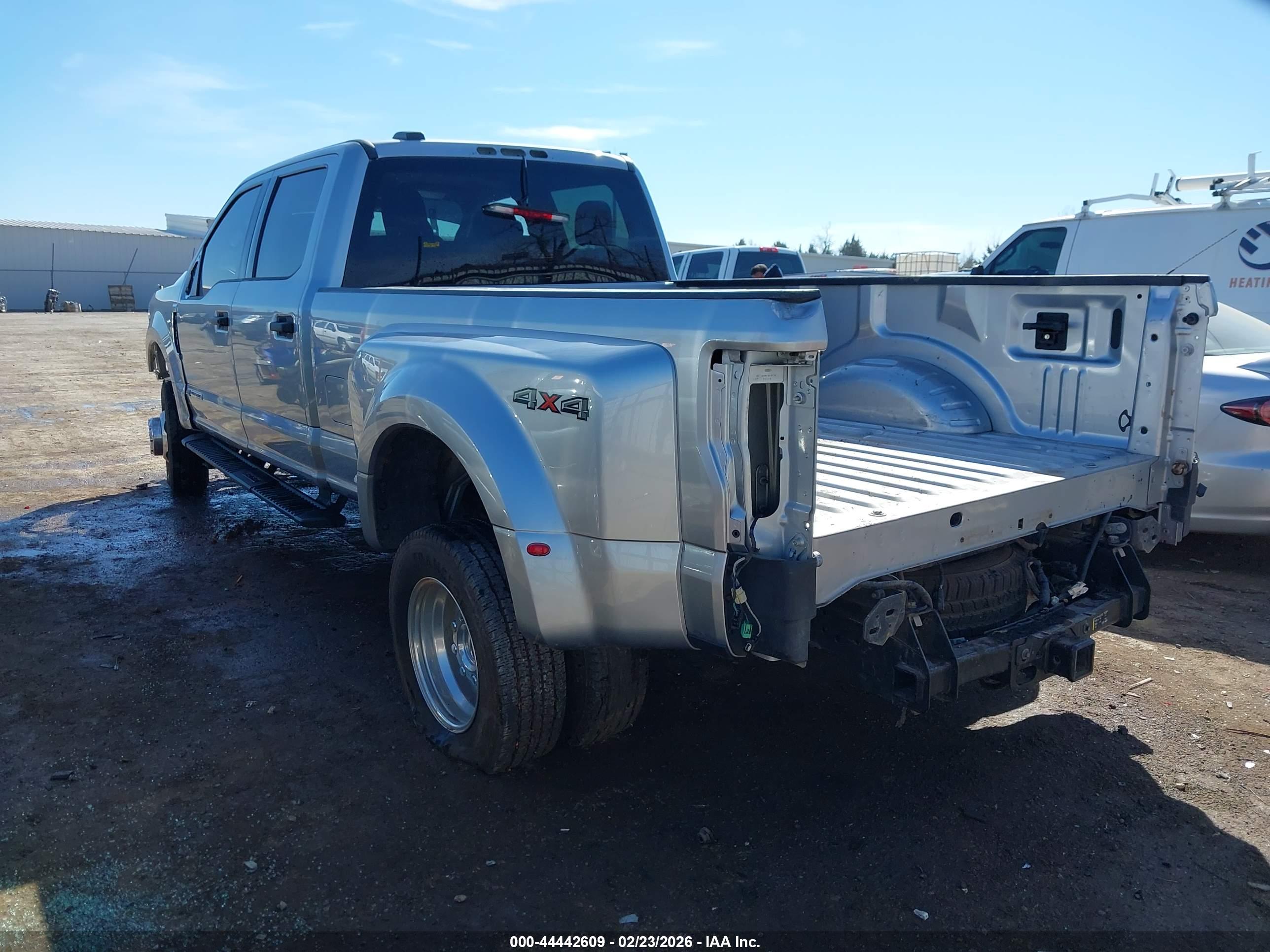 FORD F-350 image 3
