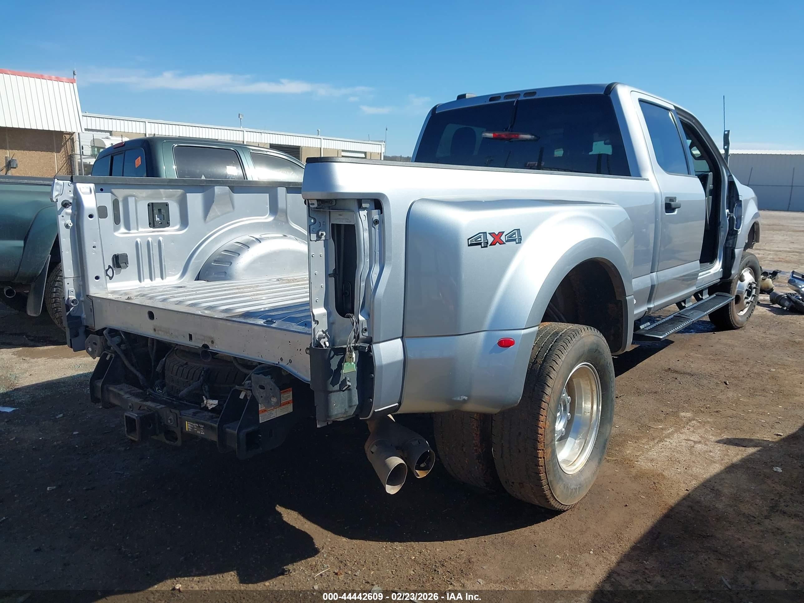 FORD F-350 image 4