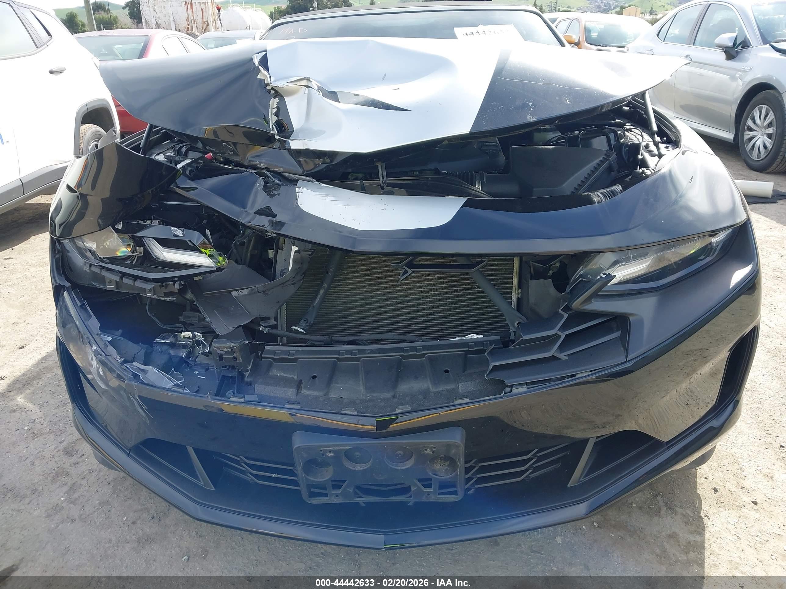 CHEVROLET CAMARO image 6
