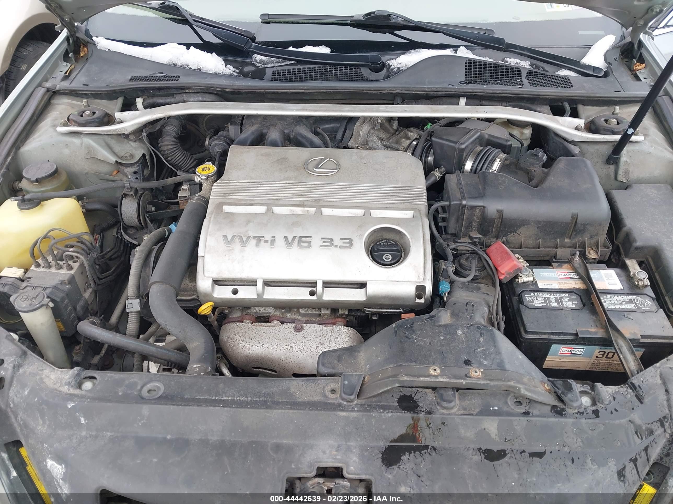 LEXUS ES image 10