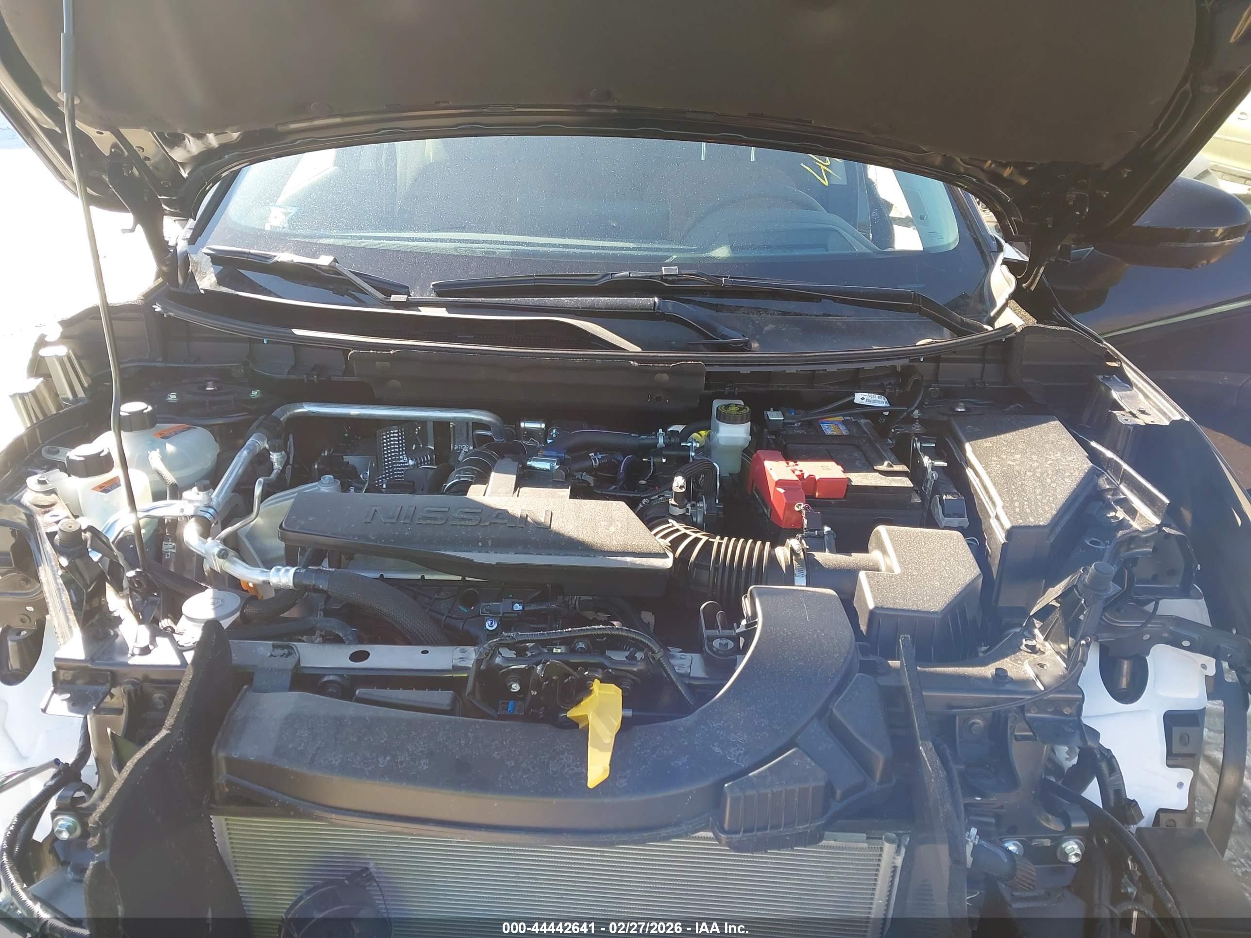 NISSAN ROGUE image 10