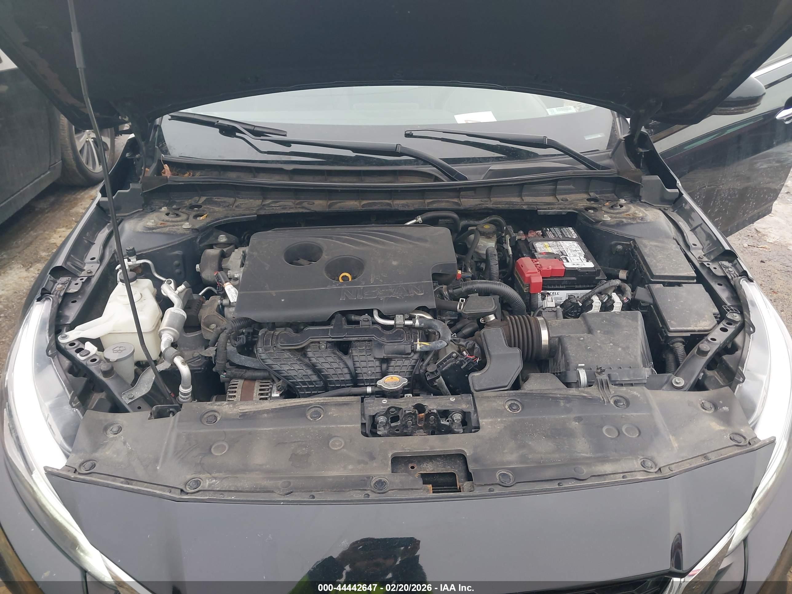 NISSAN ALTIMA image 10