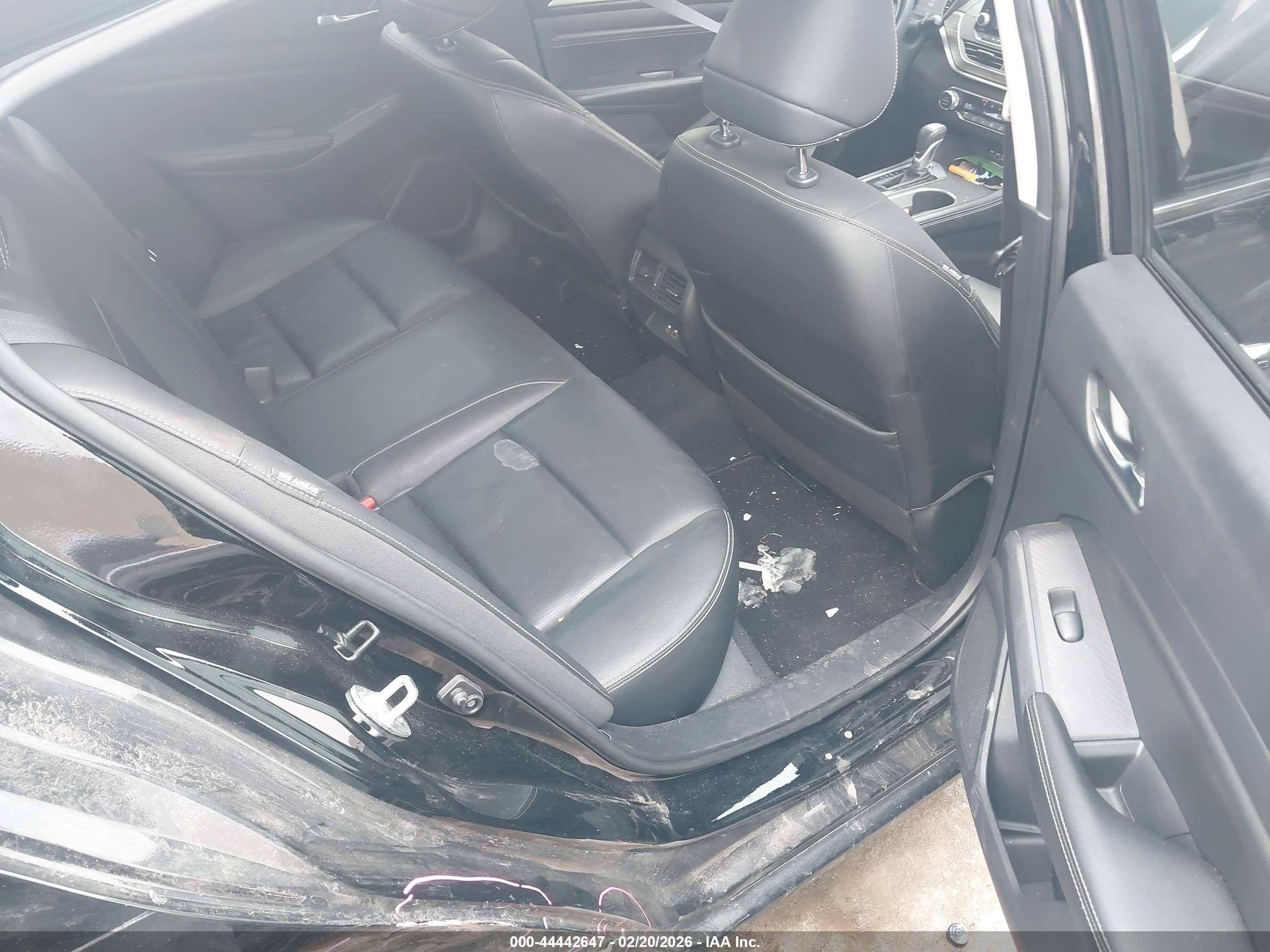 NISSAN ALTIMA image 8
