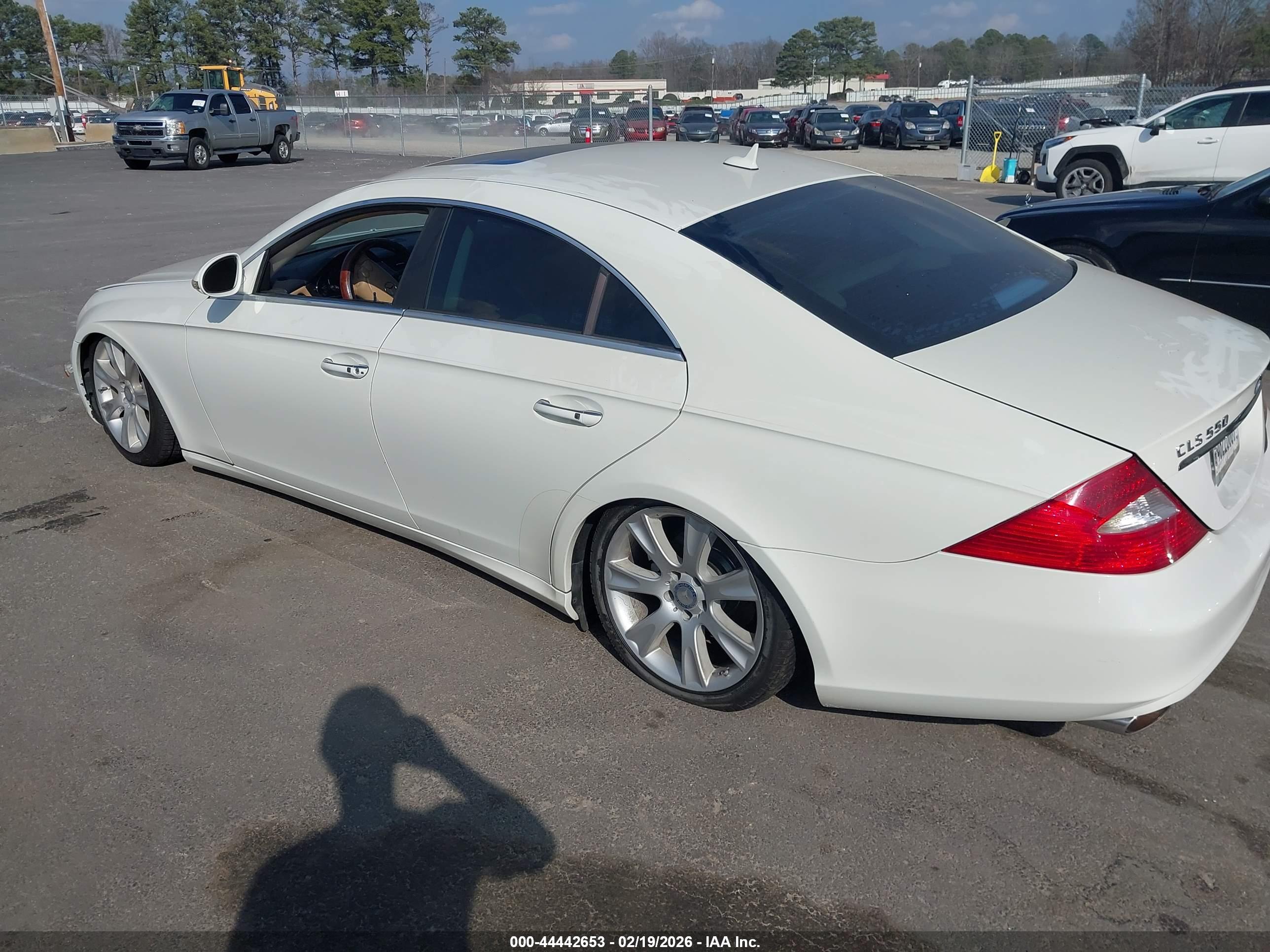 MERCEDES-BENZ CLS image 3