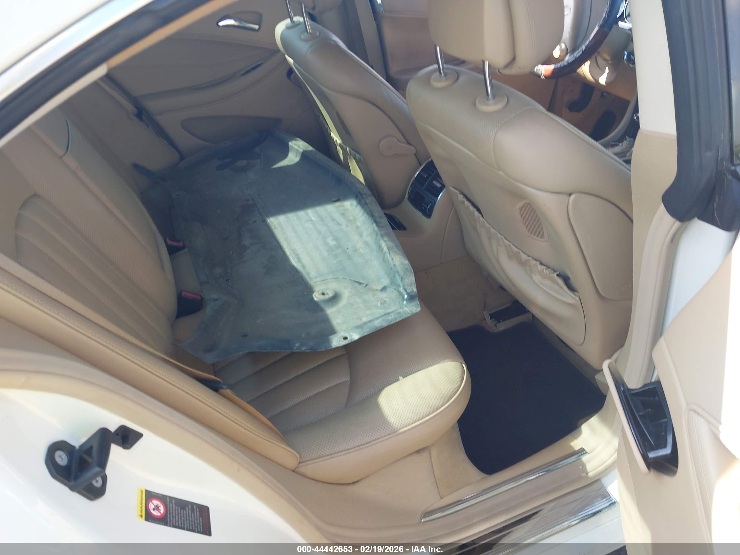 MERCEDES-BENZ CLS image 8
