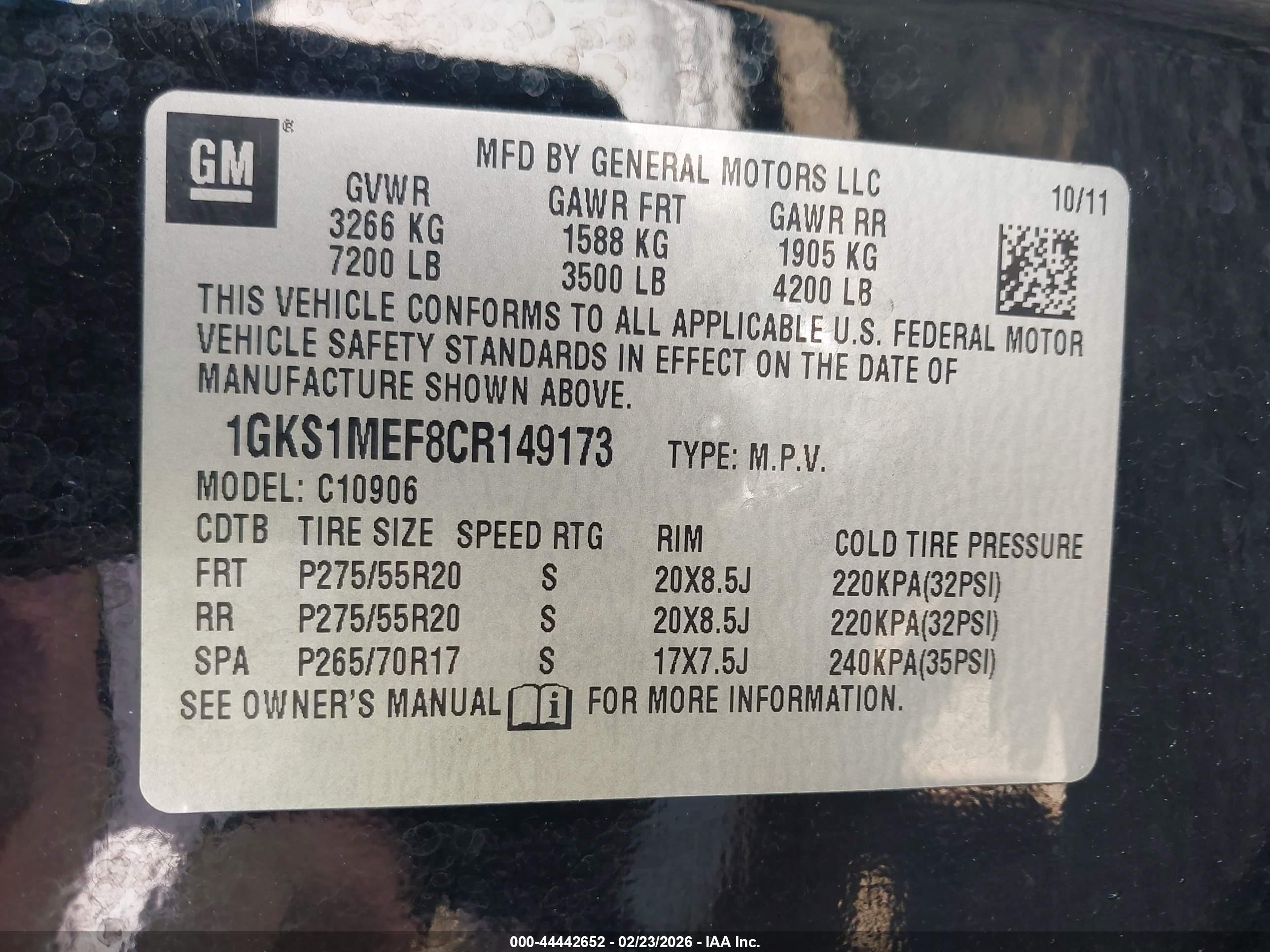 GMC YUKON image 9