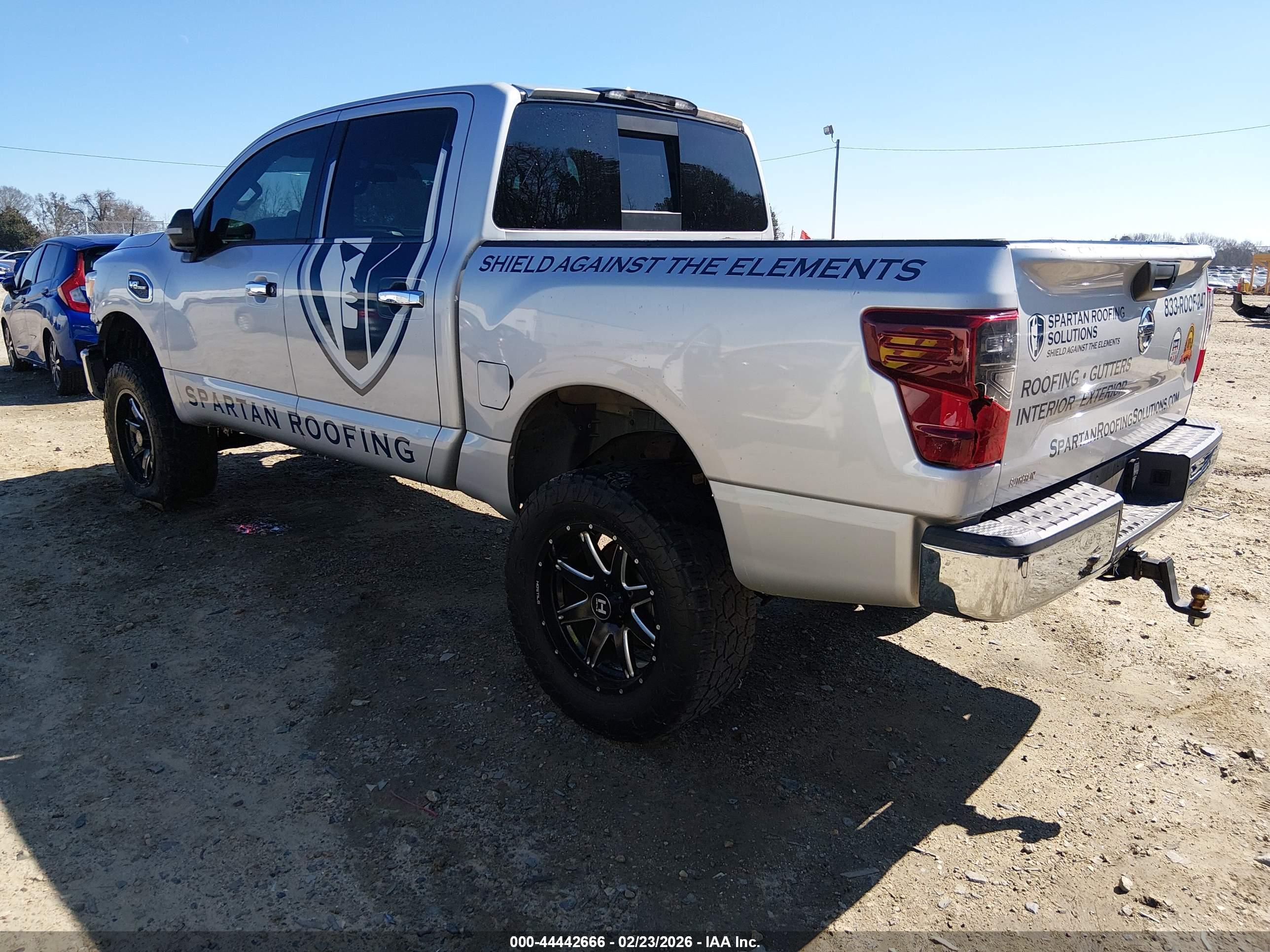 NISSAN TITAN image 3
