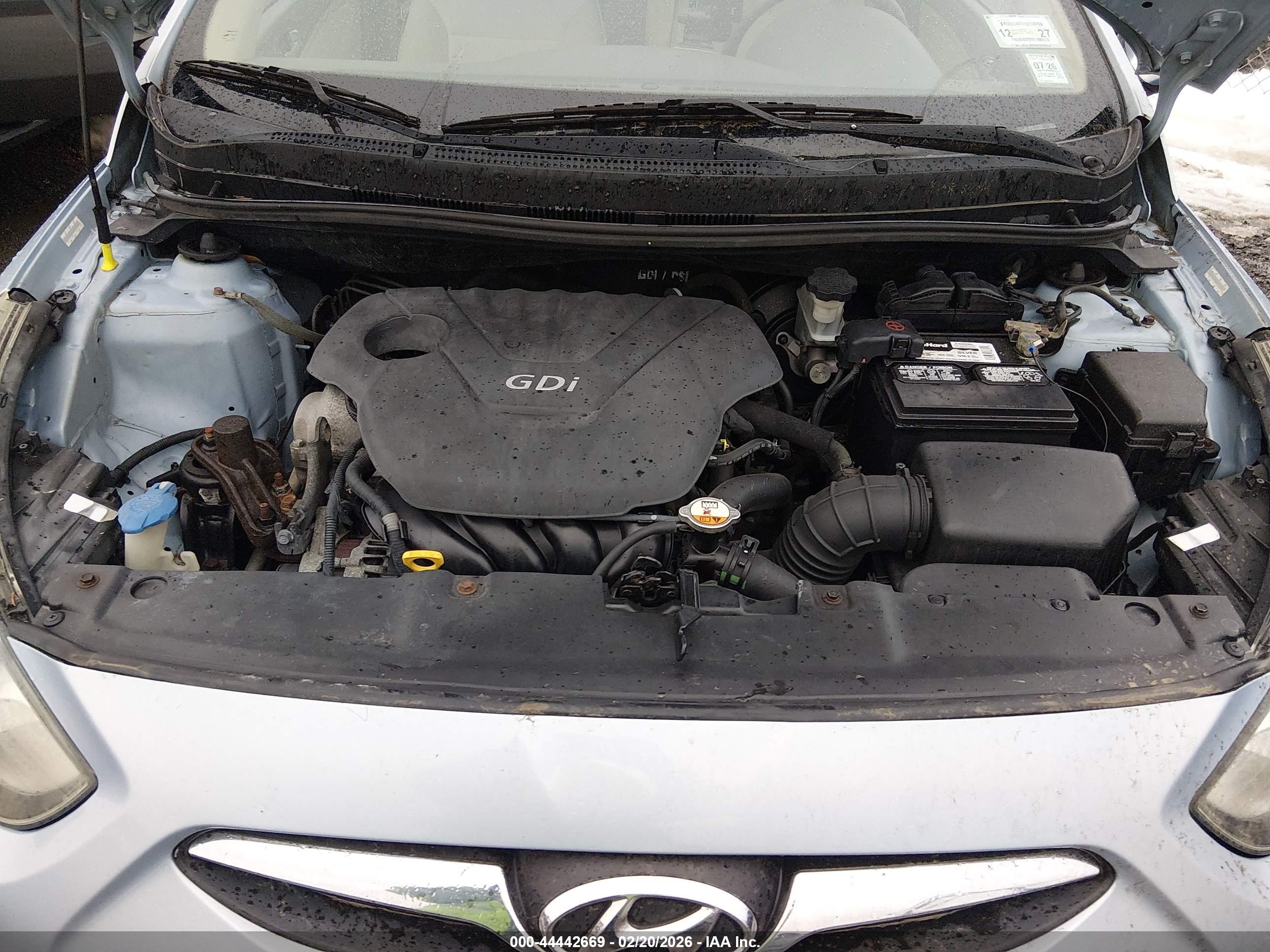 HYUNDAI ACCENT image 10