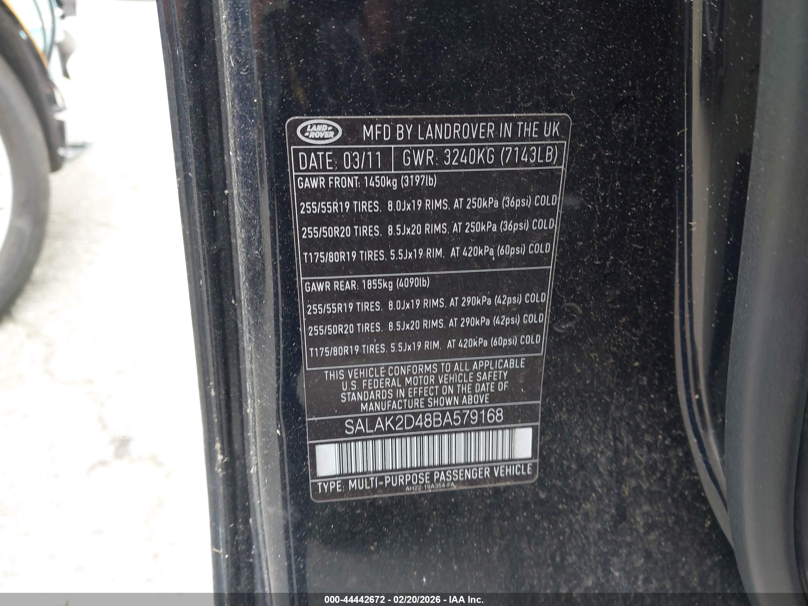 LAND ROVER image 9
