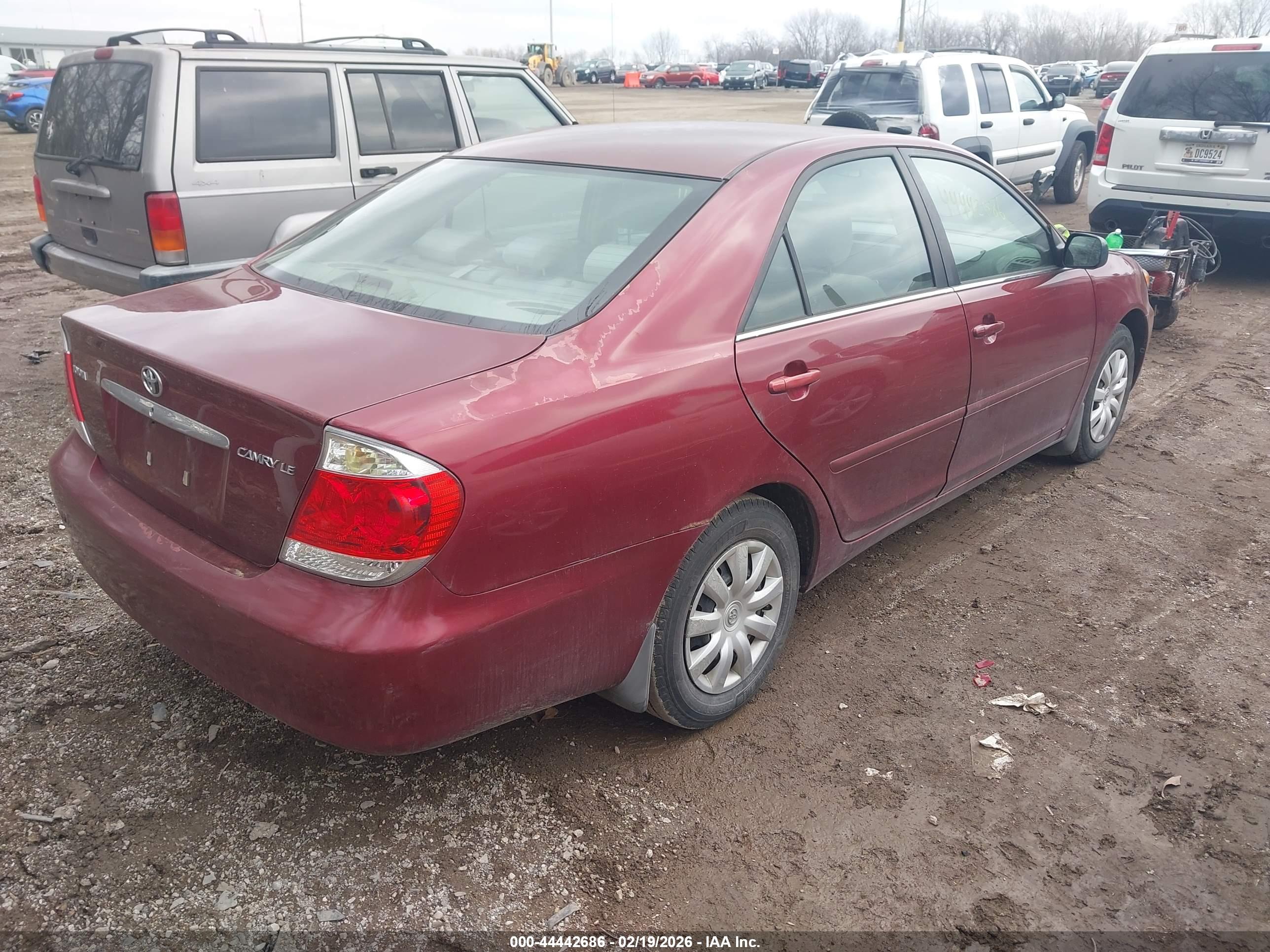 TOYOTA CAMRY image 4