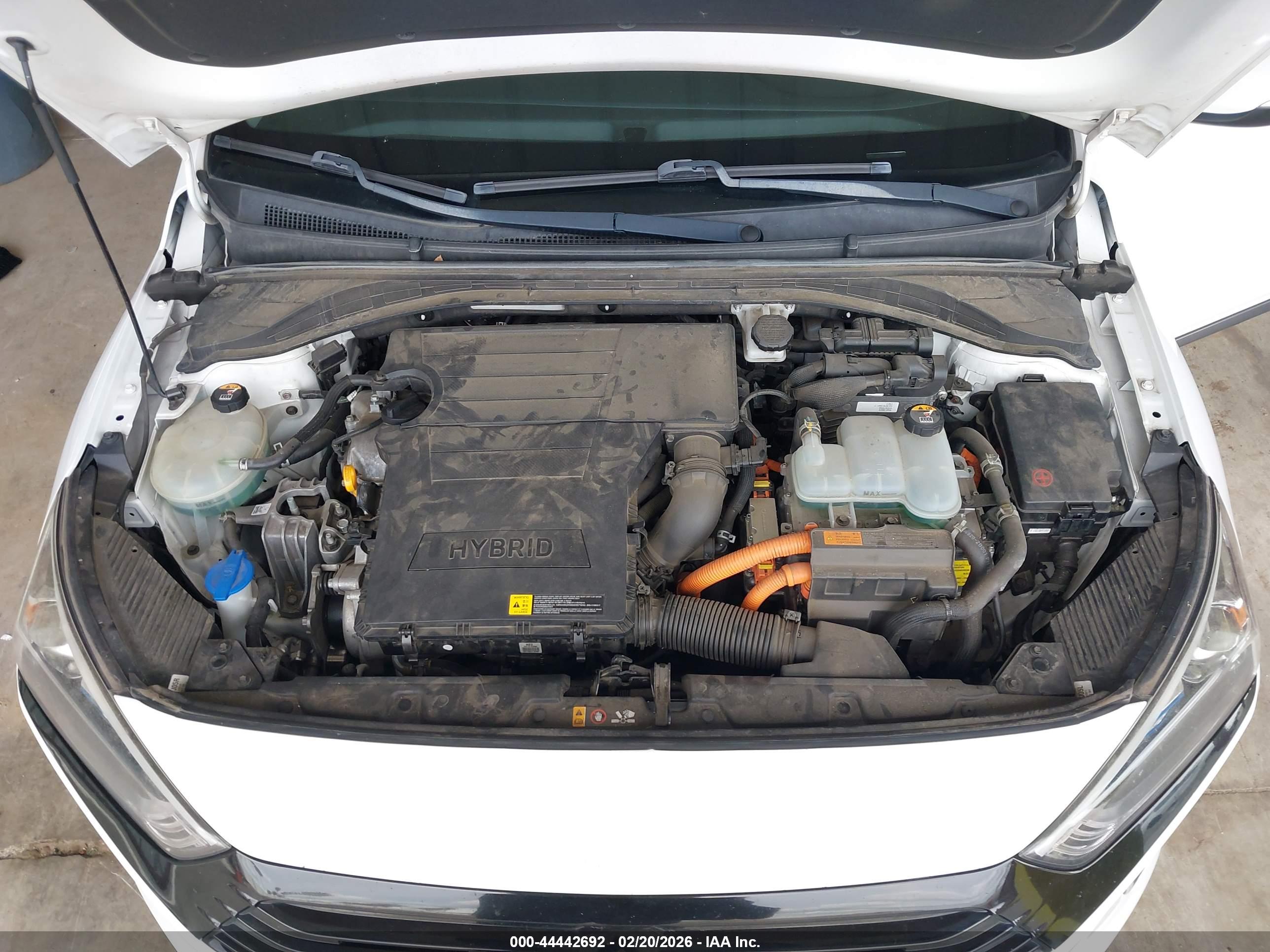 HYUNDAI IONIQ image 10