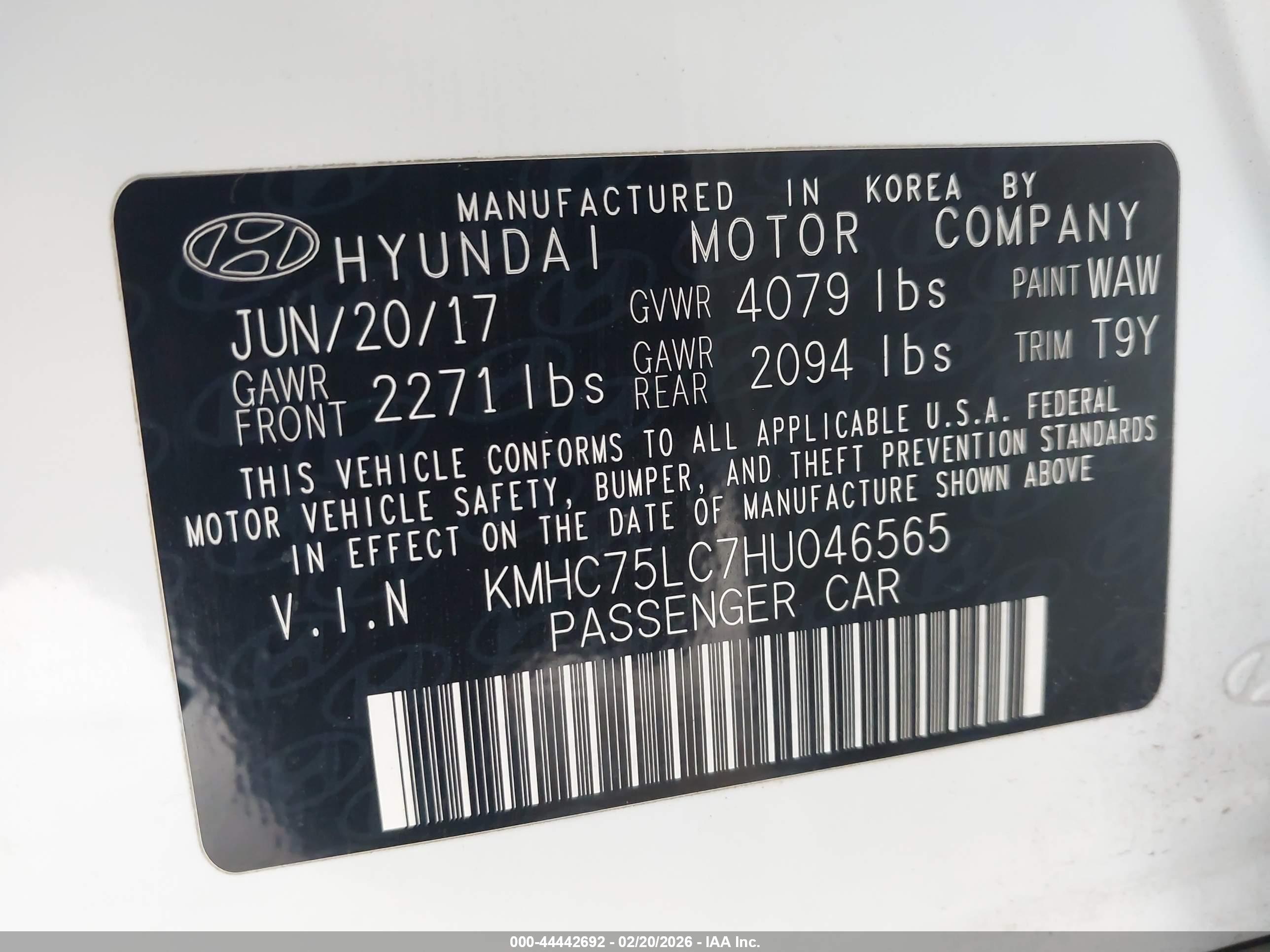 HYUNDAI IONIQ image 9