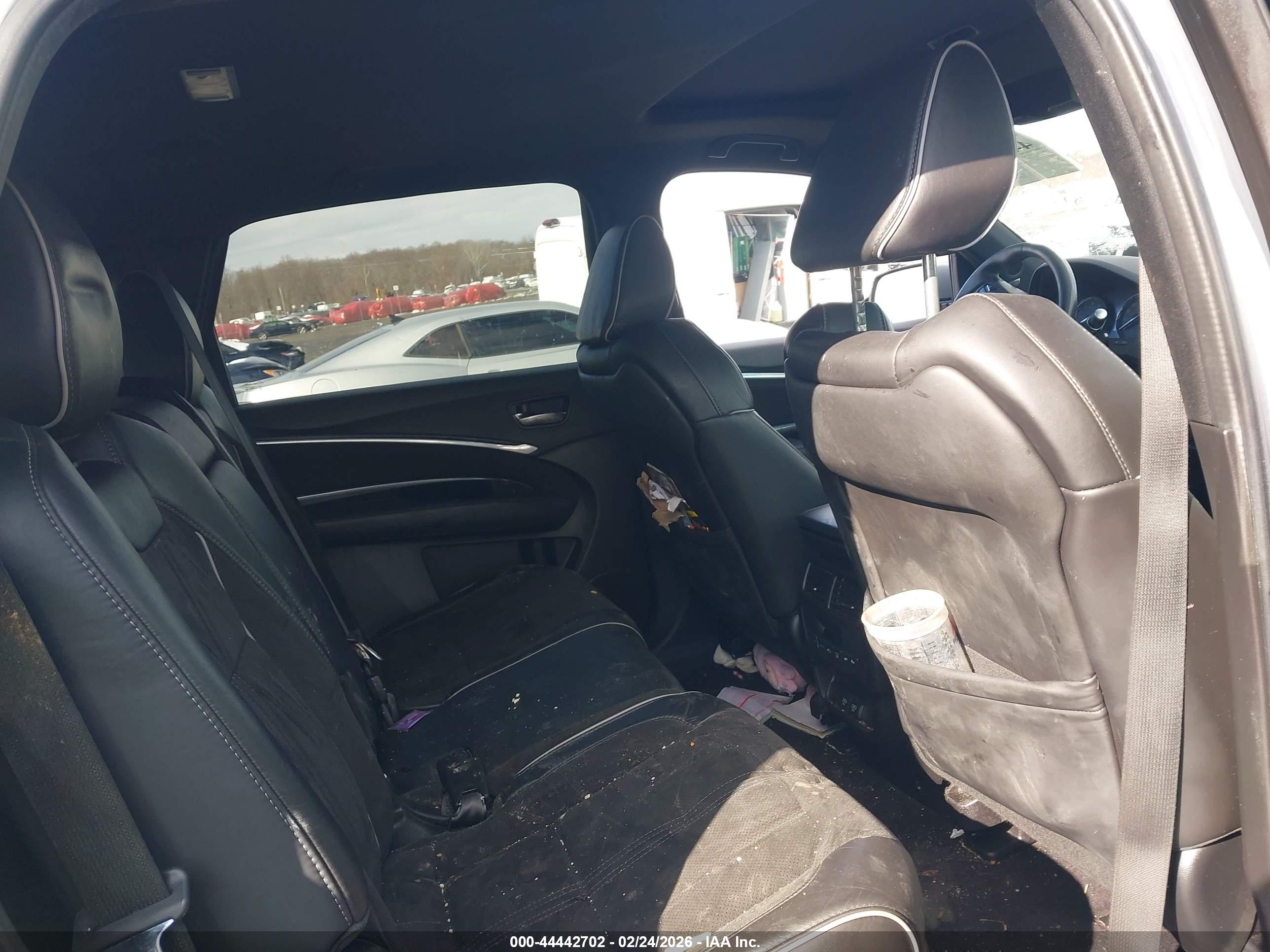 ACURA MDX image 8