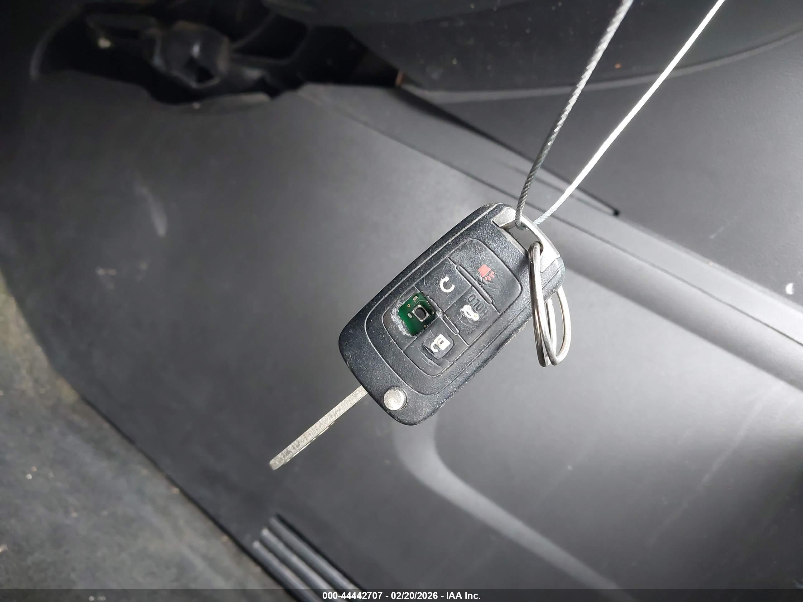 CHEVROLET EQUINOX image 11