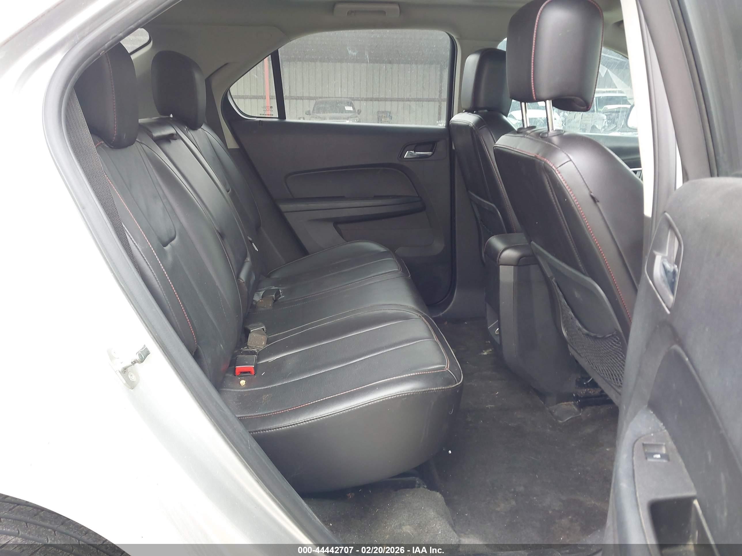 CHEVROLET EQUINOX image 8