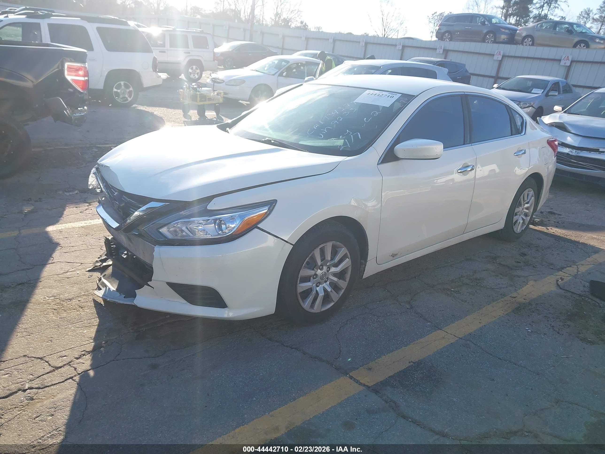 NISSAN ALTIMA image 2
