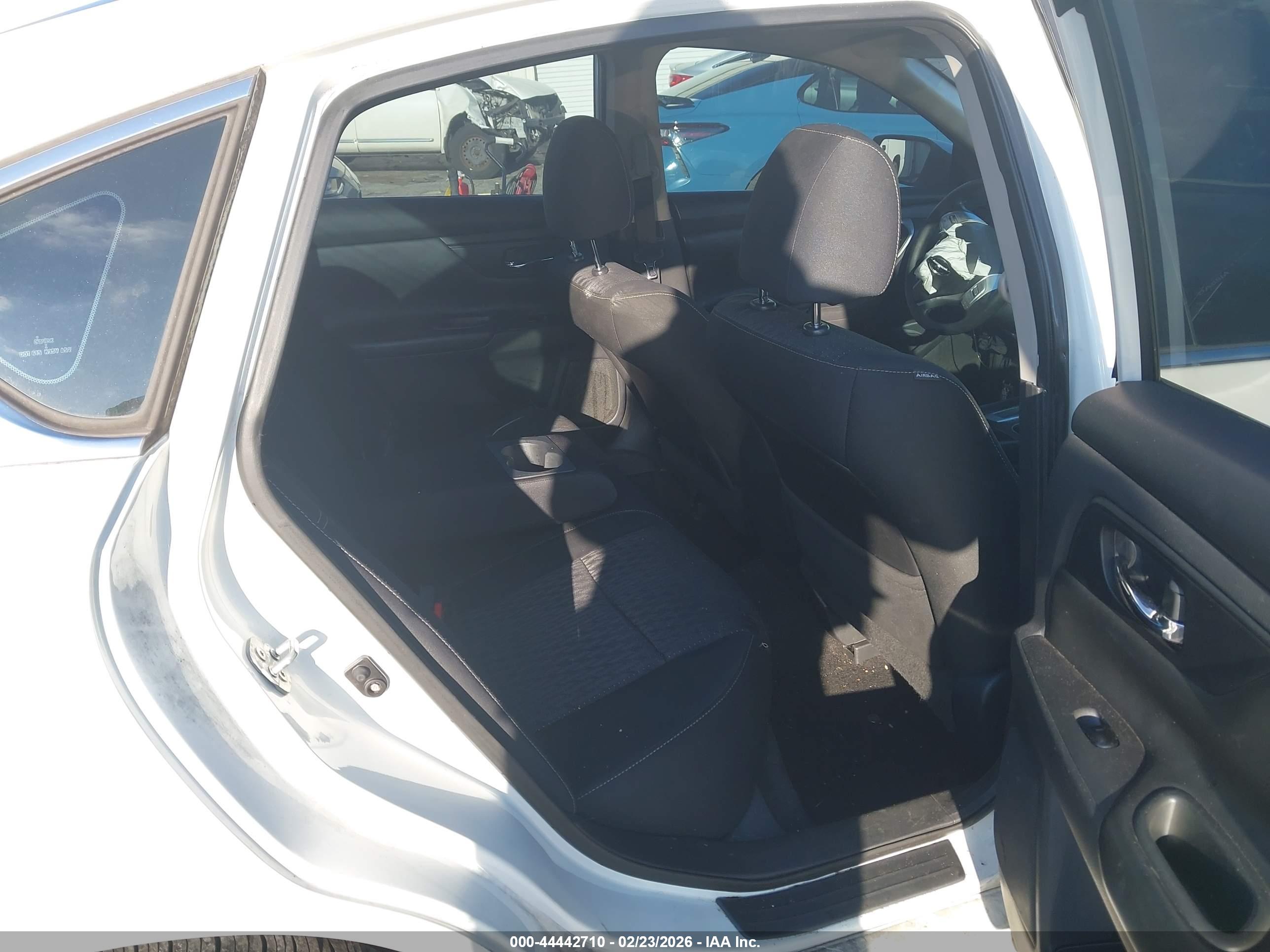 NISSAN ALTIMA image 8