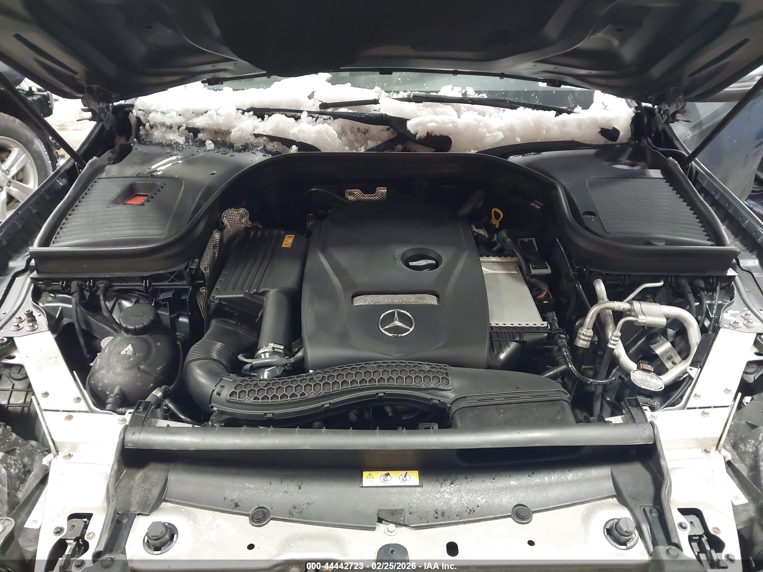 MERCEDES-BENZ GLC image 10