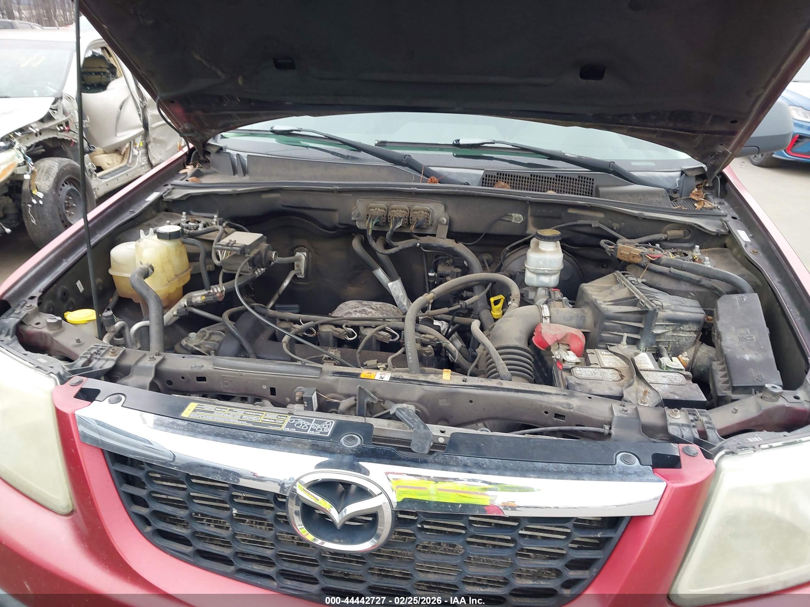 MAZDA TRIBUTE image 10