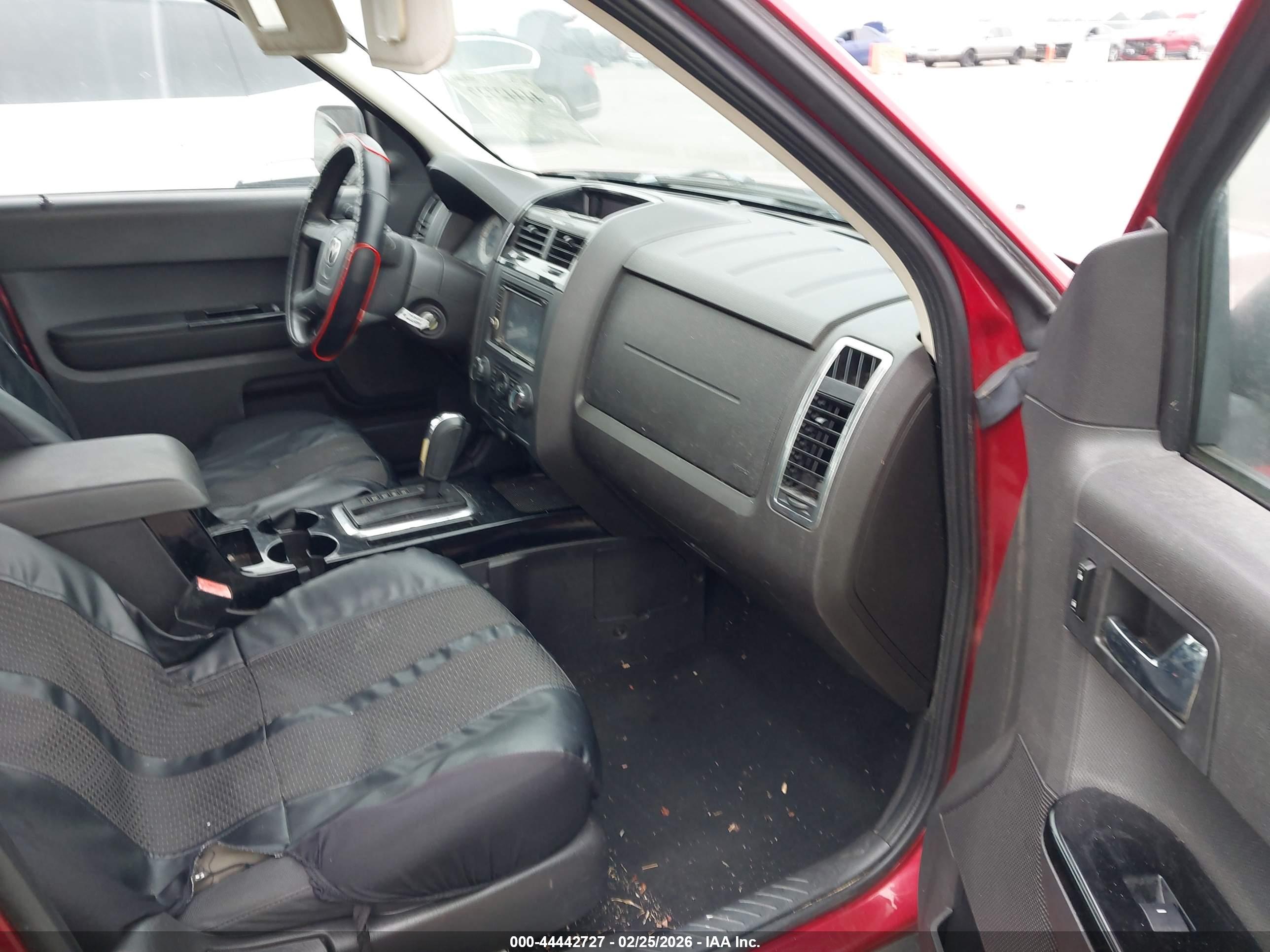 MAZDA TRIBUTE image 5