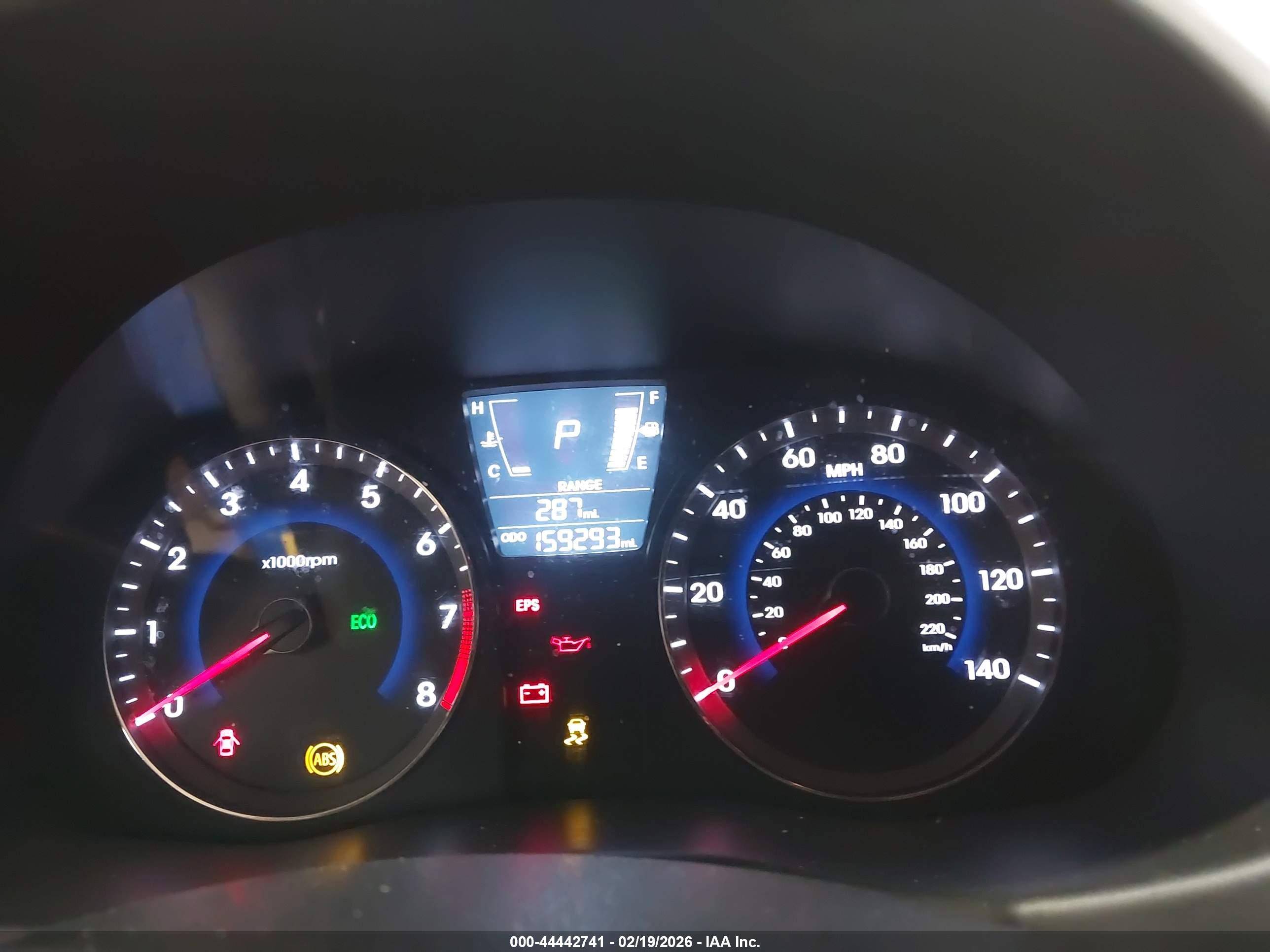 HYUNDAI ACCENT image 7