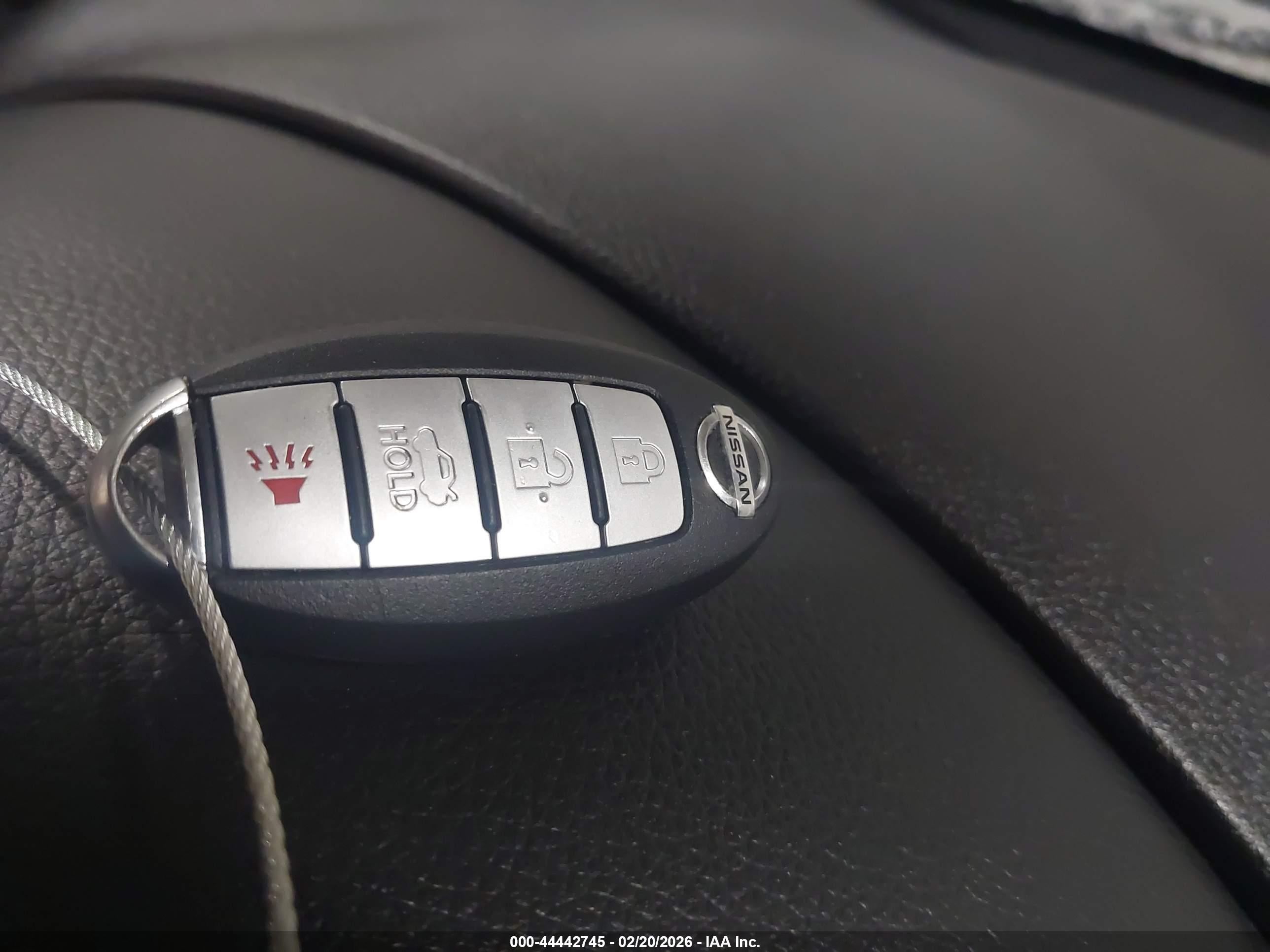 NISSAN ALTIMA image 11